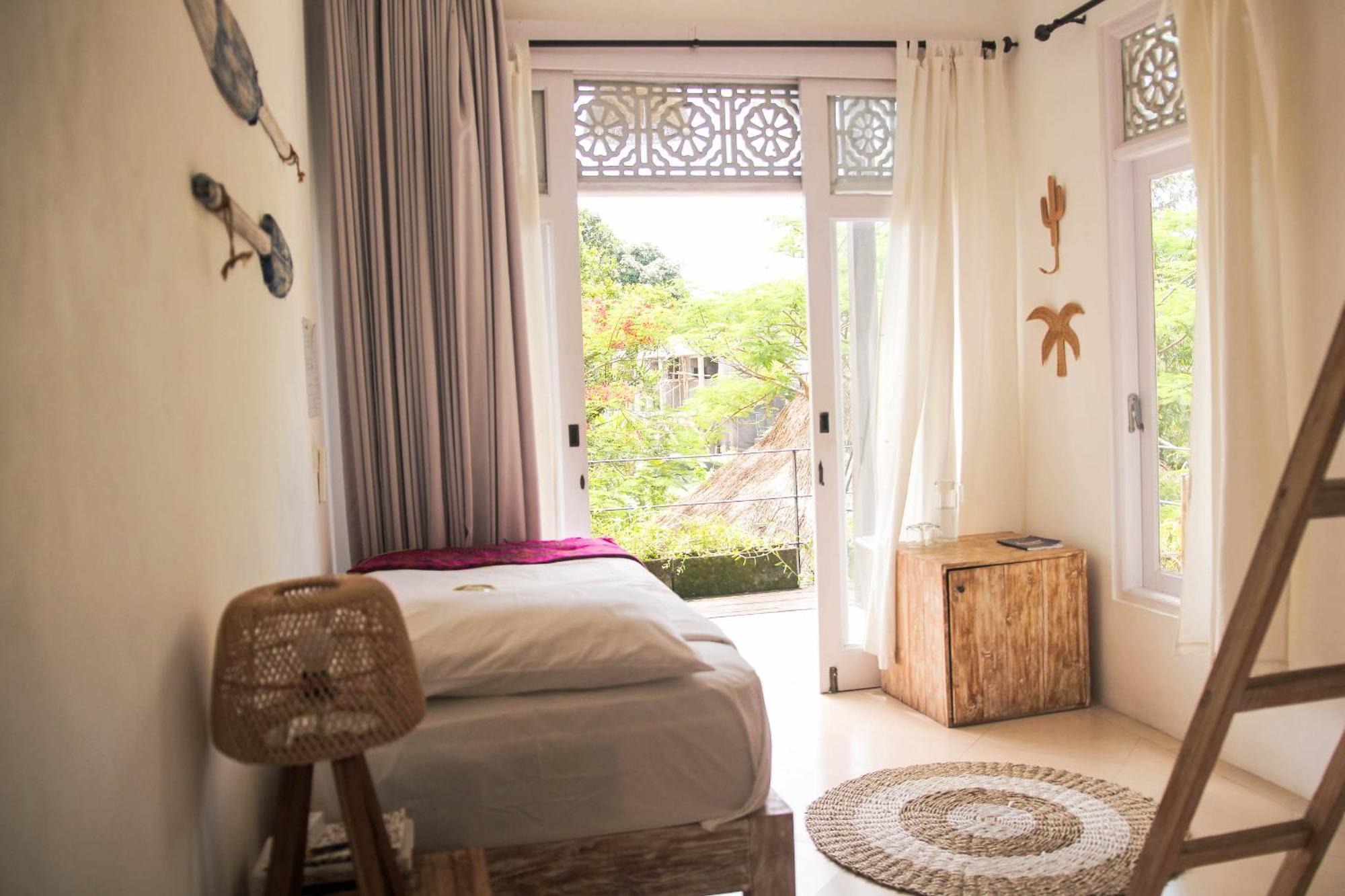 Hotel Surf Village