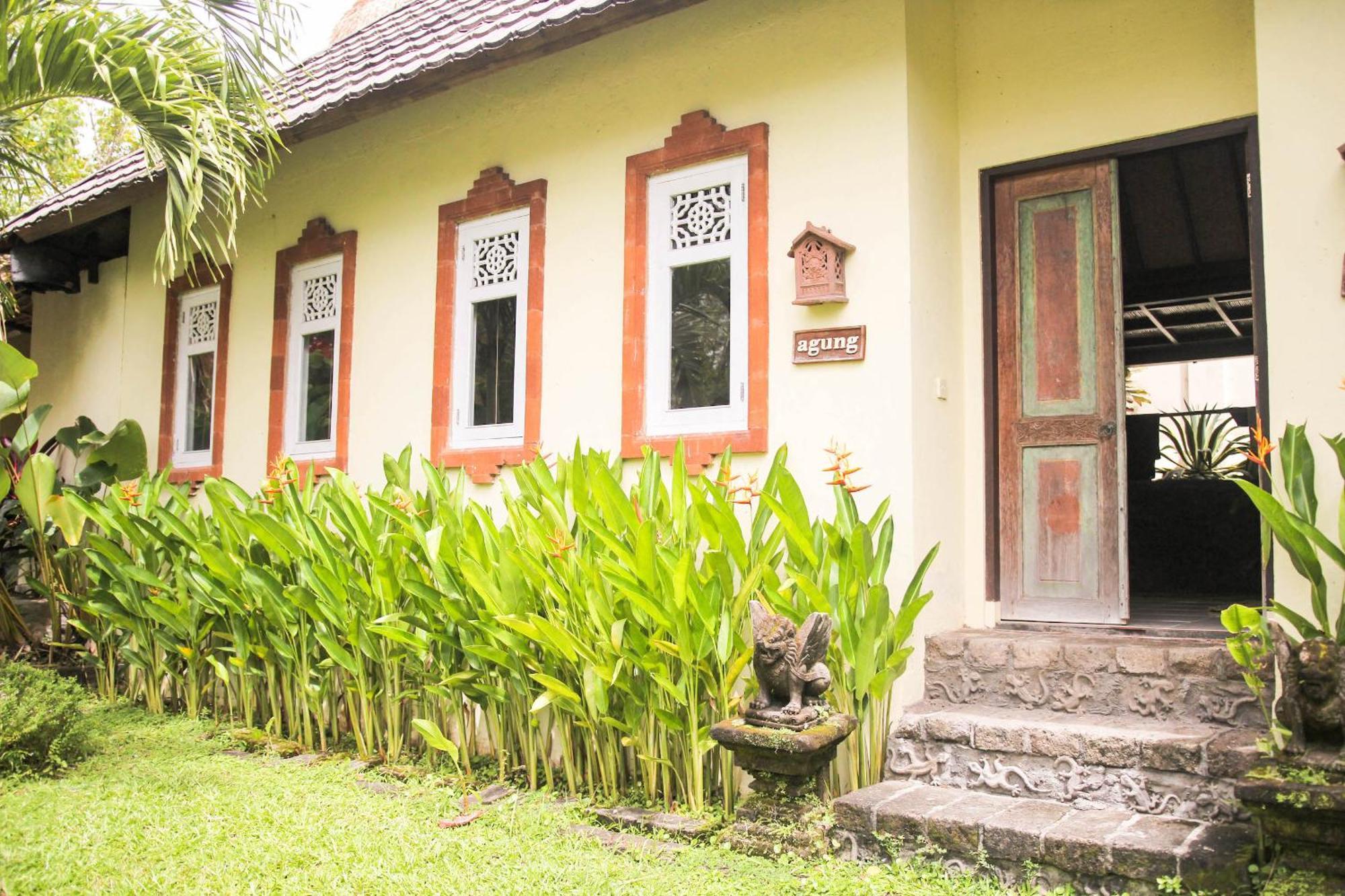 Hotel Surf Village *