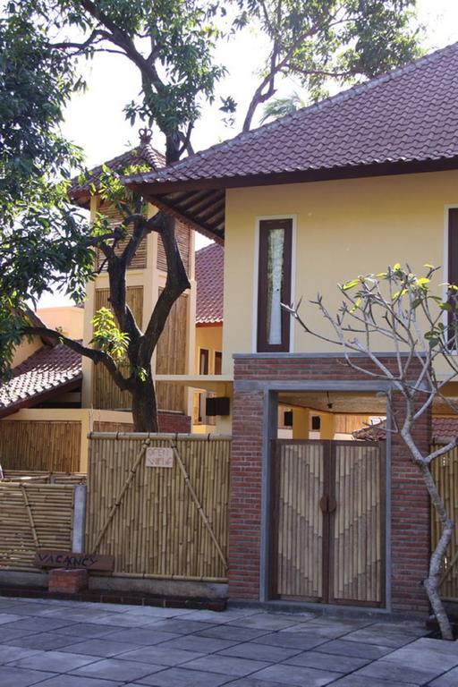 Petit Boo Amed (Bali)