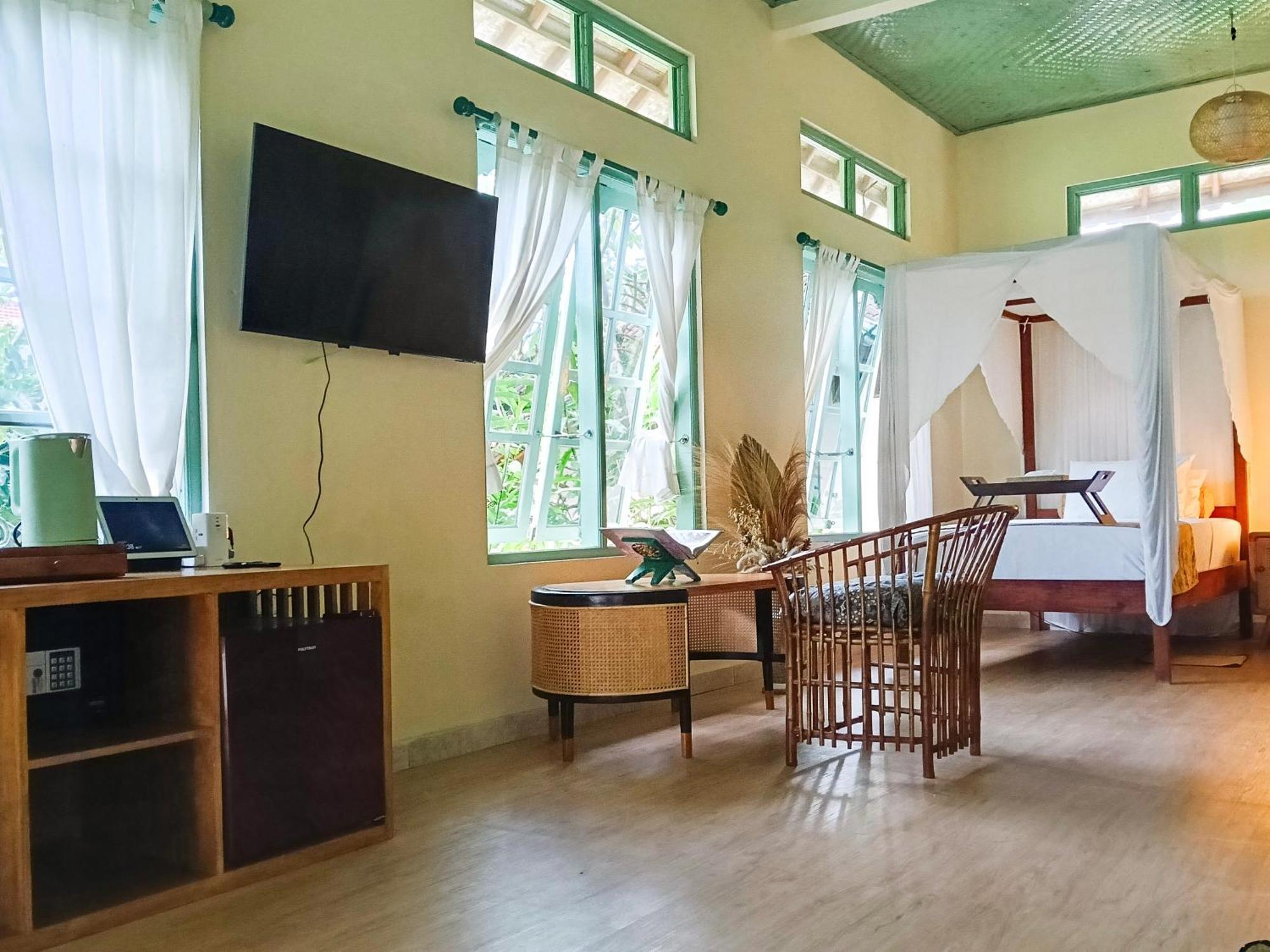 Resort Aashaya Jasri