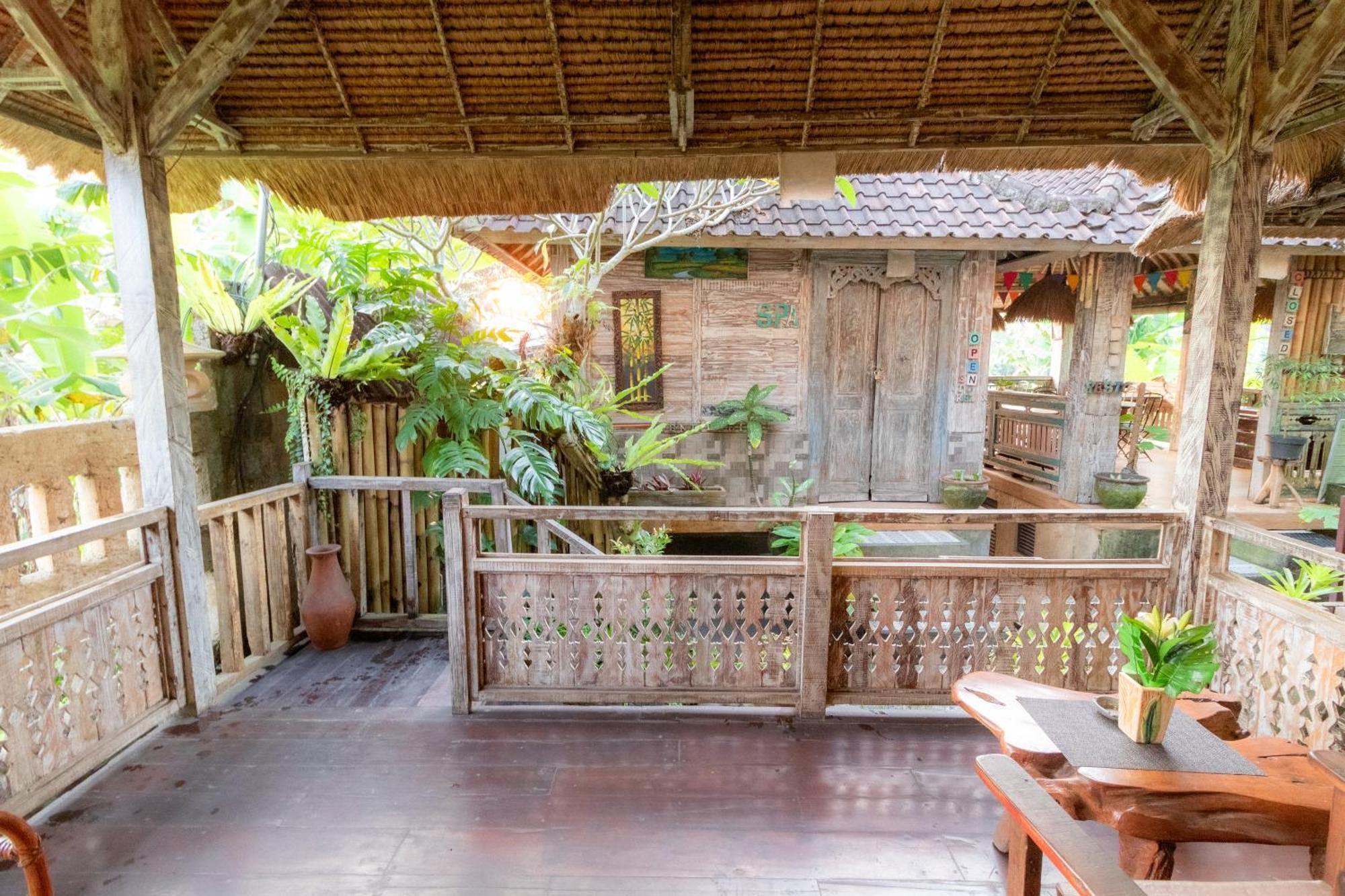 Royal Jj & Taman liburan 3*
