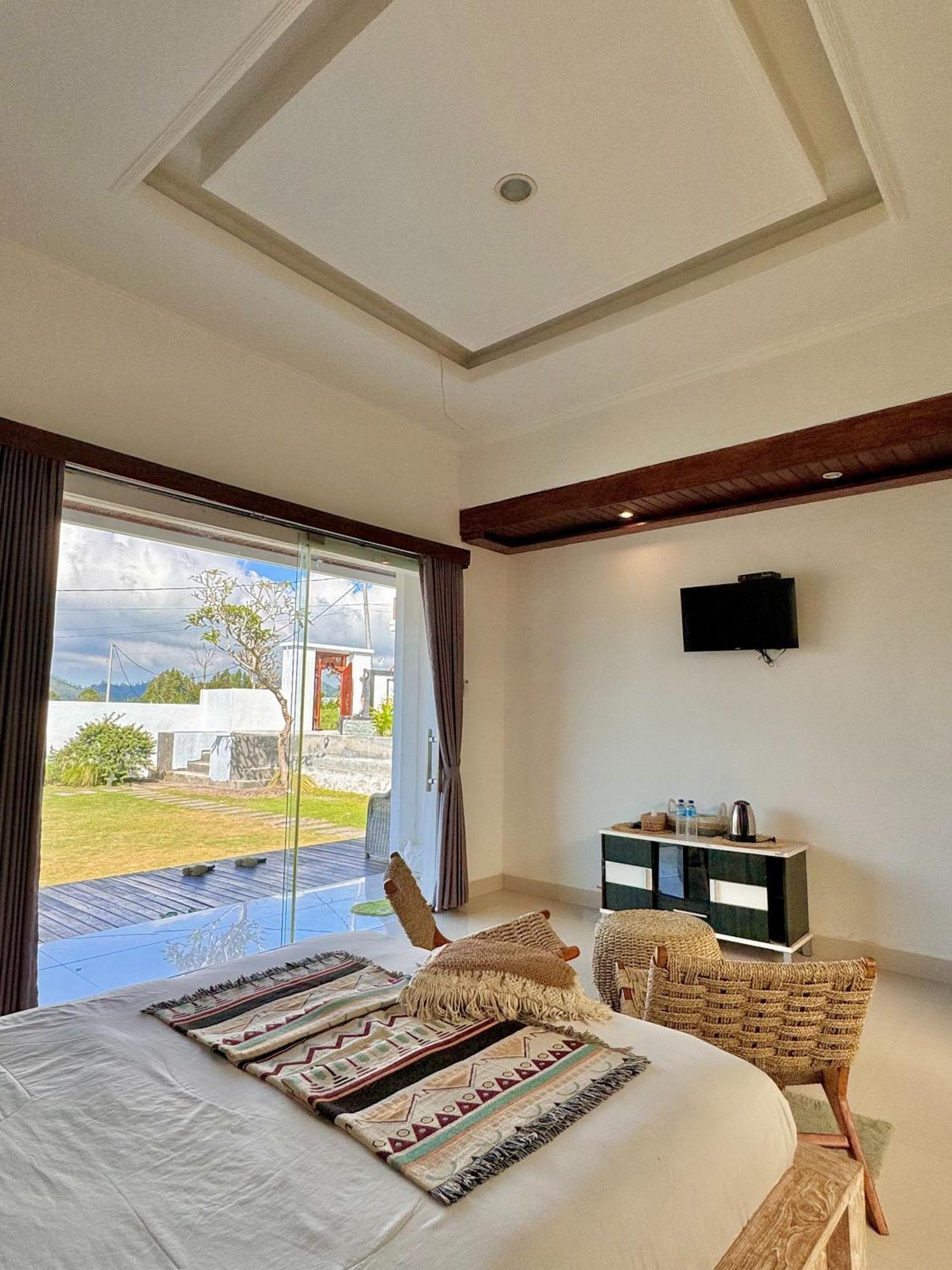 Volcano Side Bali Tempat Tidur & Sarapan 2*