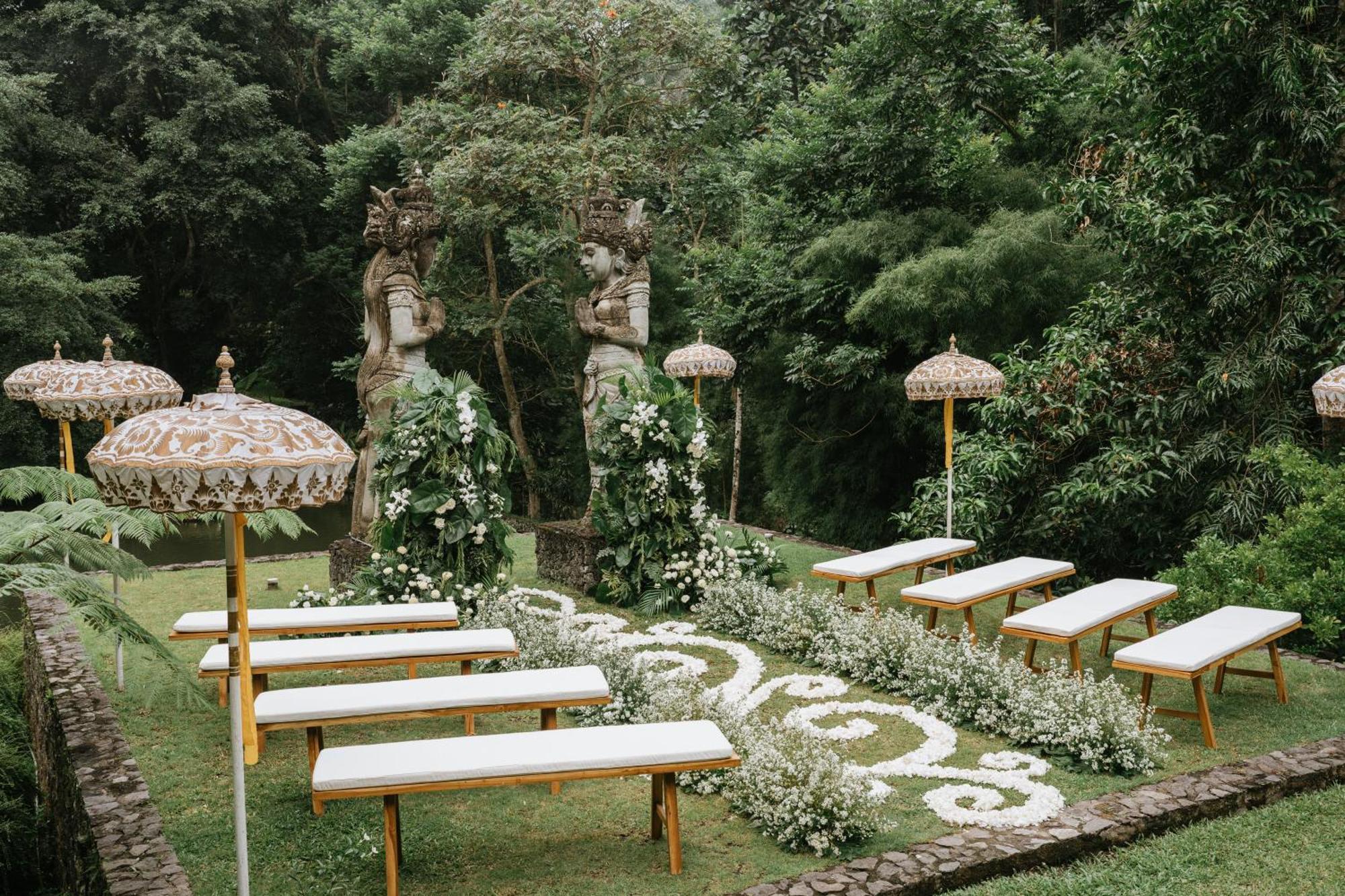 Dua Dari, A Residence By Hadiprana *