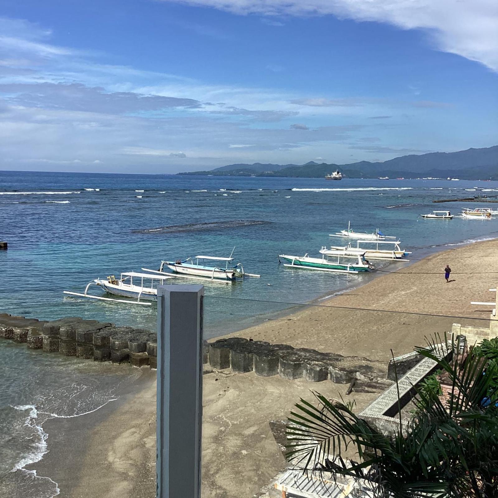 Puri Oka Holiday park 2*