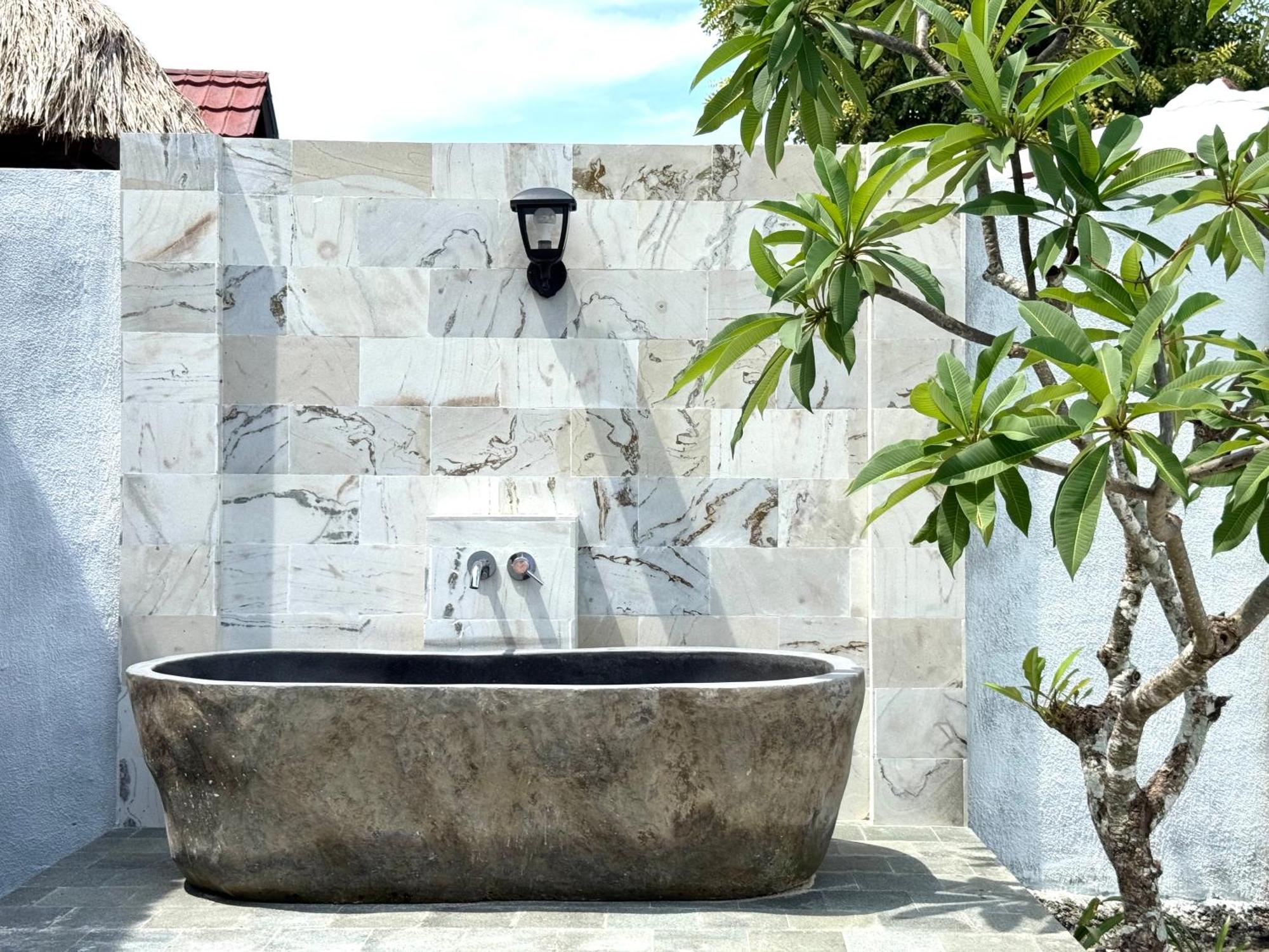 Hotel Mantra Nusa Penida 4*