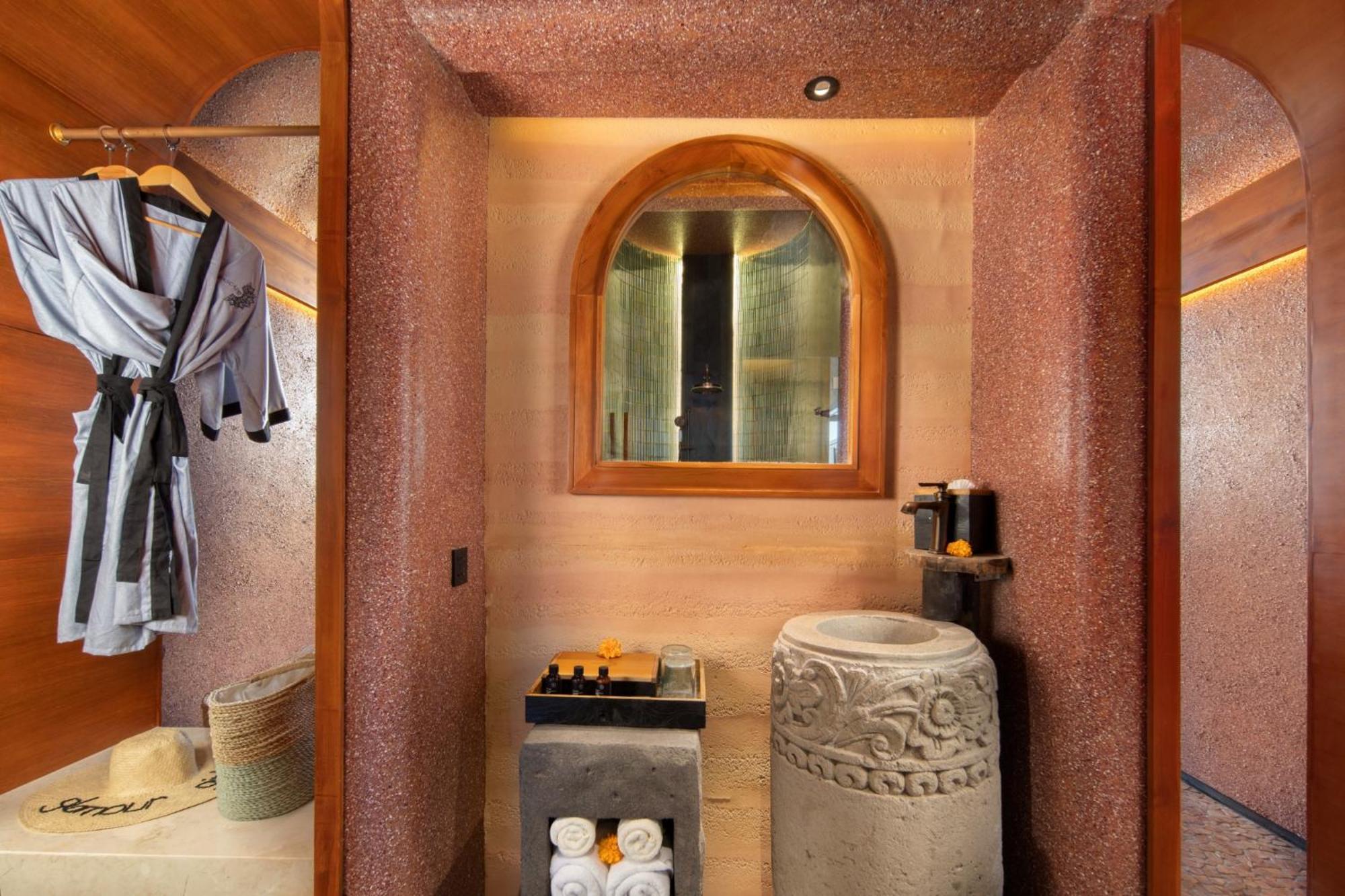 Seascape Luxury & By Ini Vie Hospitality (adults Only) Resort