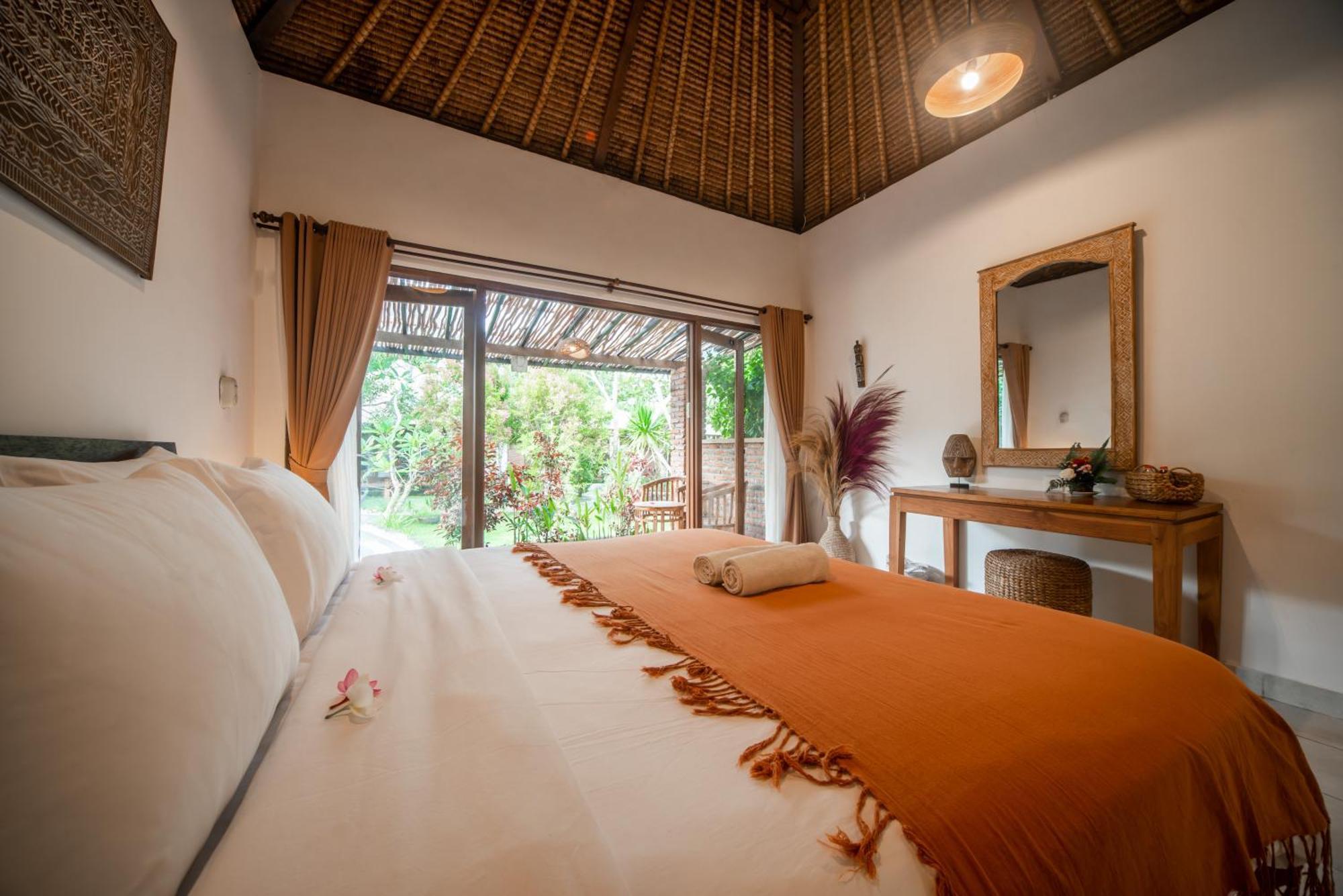 Olo Surf Nature Hotel 2*