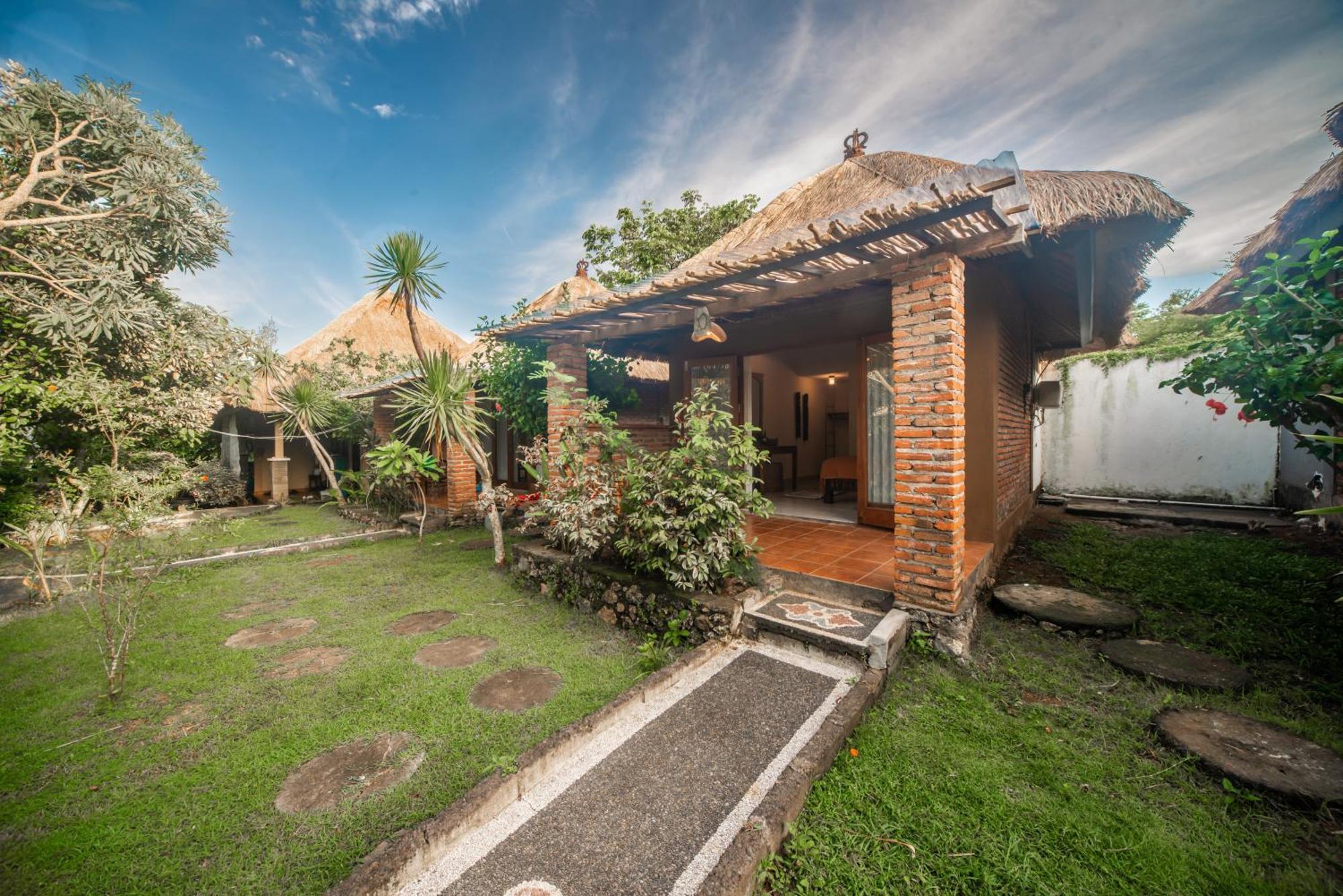 Olo Surf Nature Hotel 2*