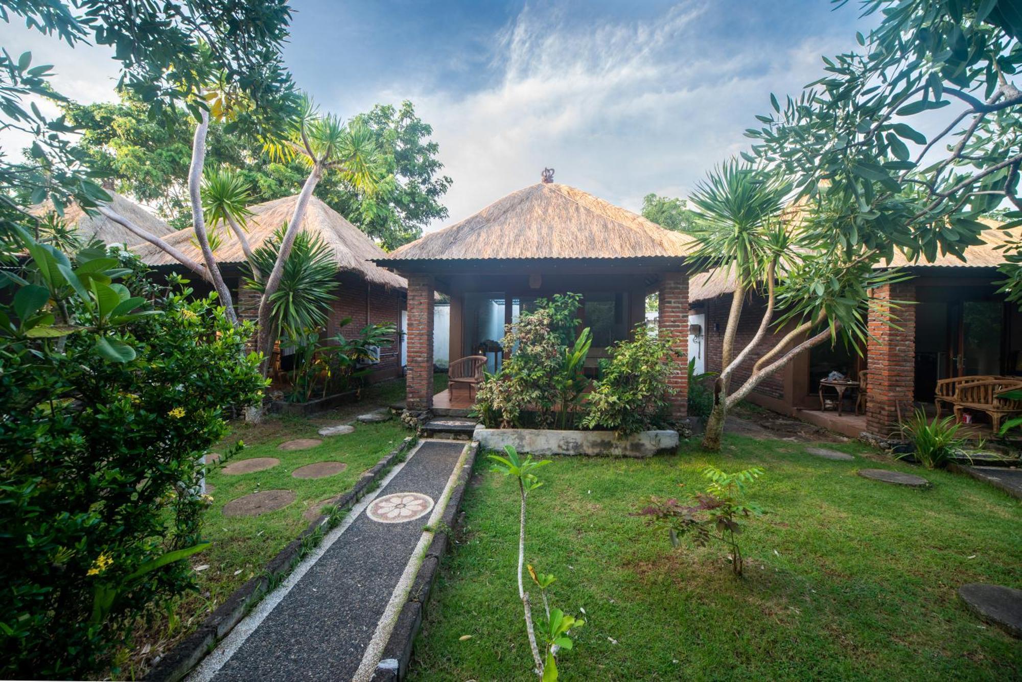 Olo Surf Nature Hotel 2*
