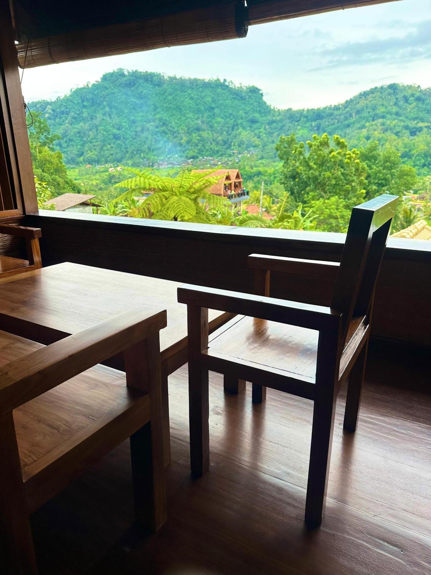 Guest house Karma Loka