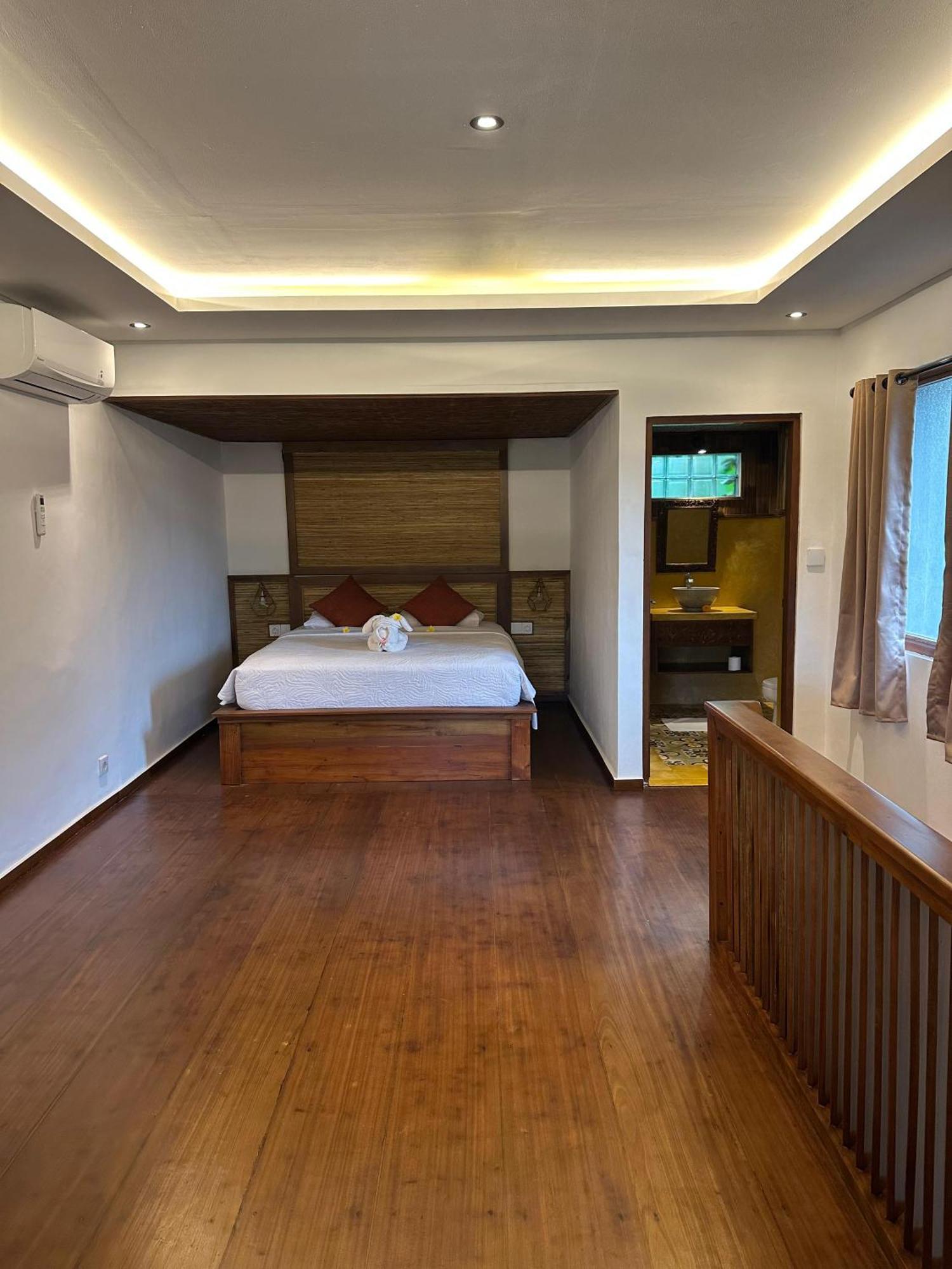 Karma Loka Guest house 4*