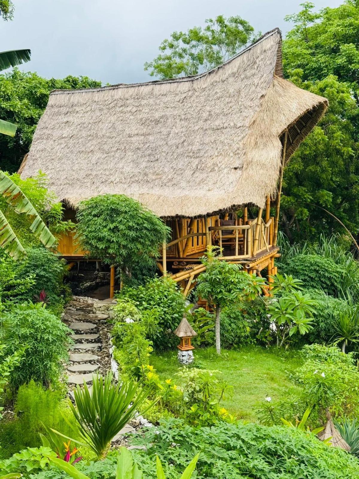 Penida Bambu 3*