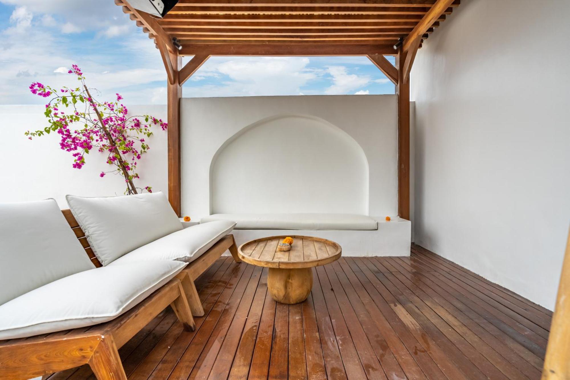 Tropical Nomad At Canggu Villa Badung (Bali)
