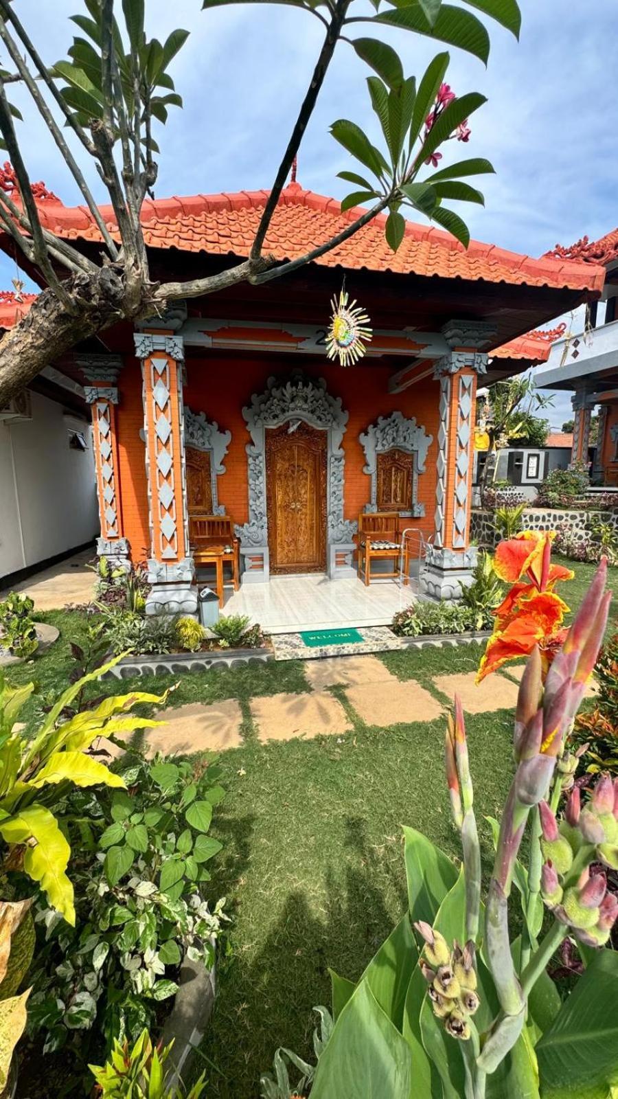 Jepun Lovina * Buleleng (Bali)