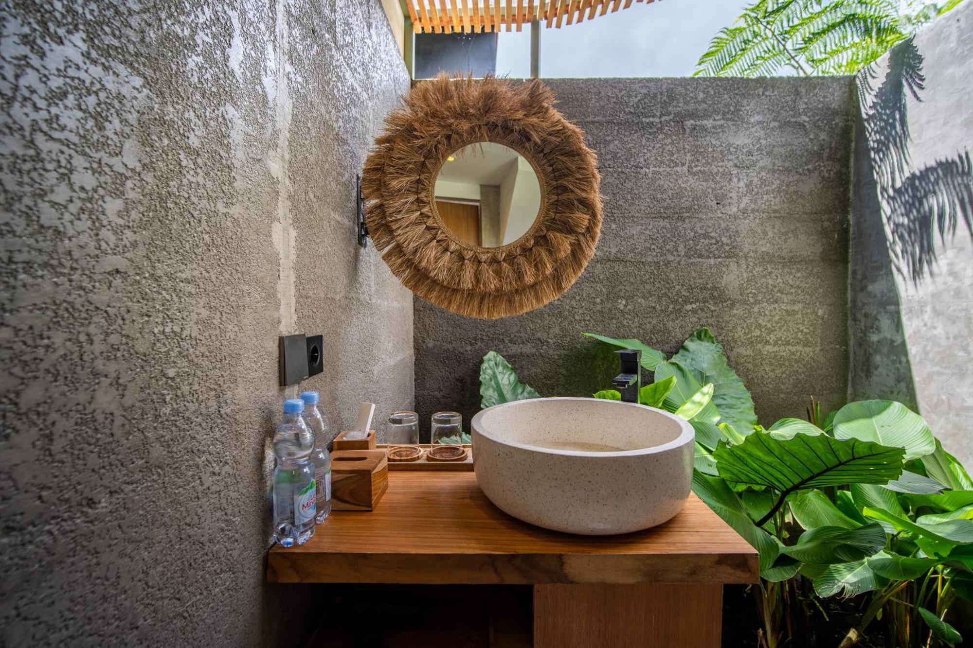 Black Wood 3* Kintamani (Bali)