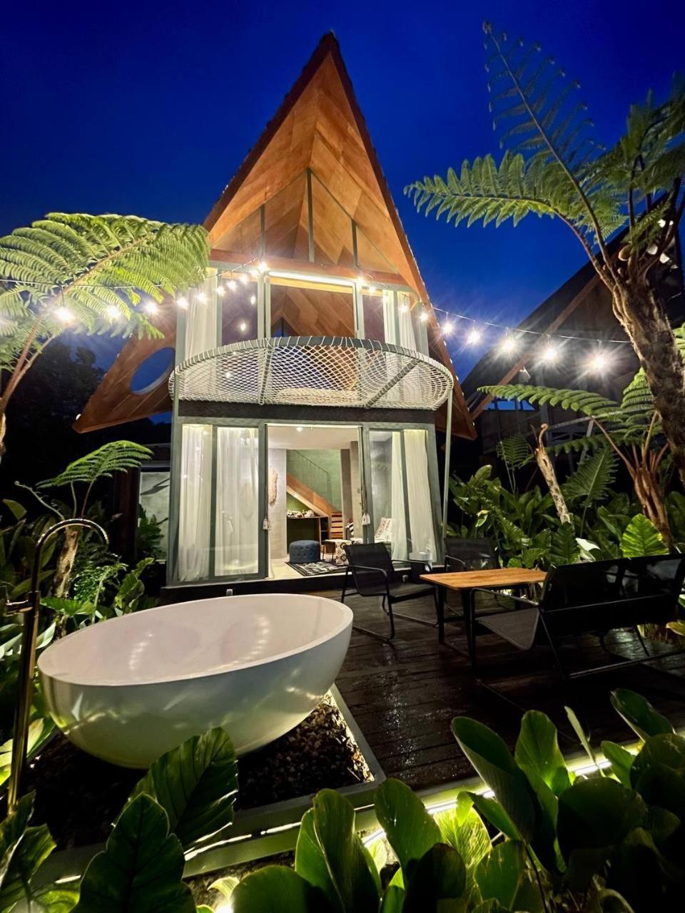 Black Wood 3* Kintamani (Bali)