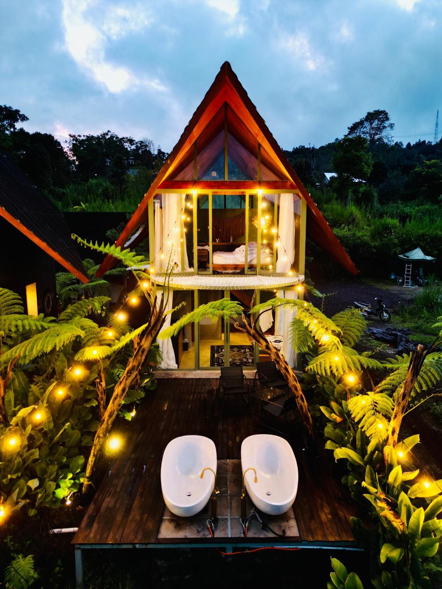 Black Wood Hotel Kintamani (Bali)