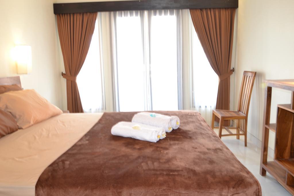 Pujihouse One Homestay *
