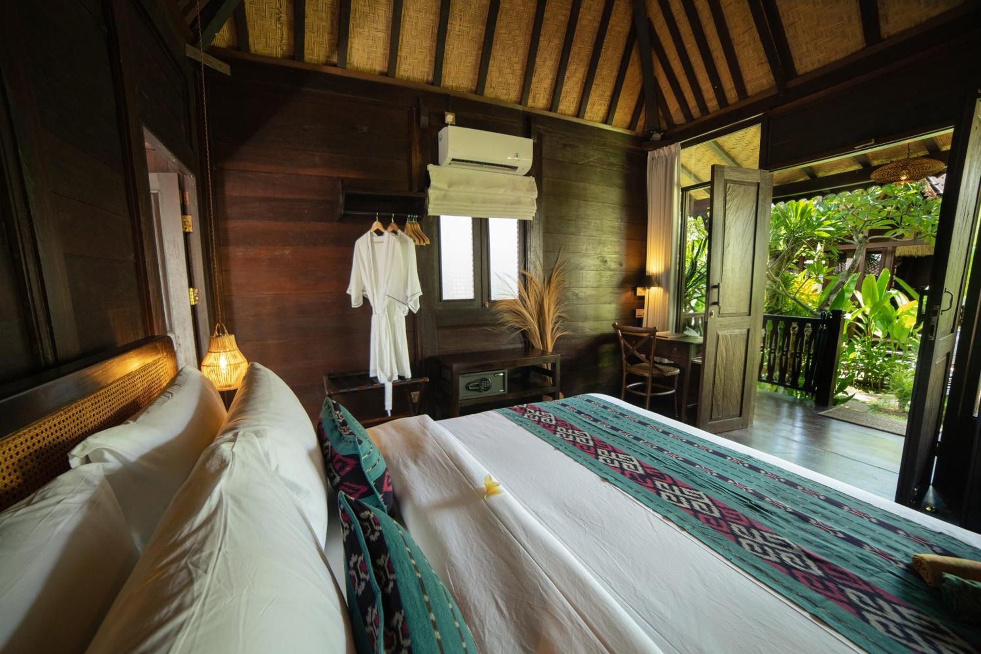 Resort Kayu Village