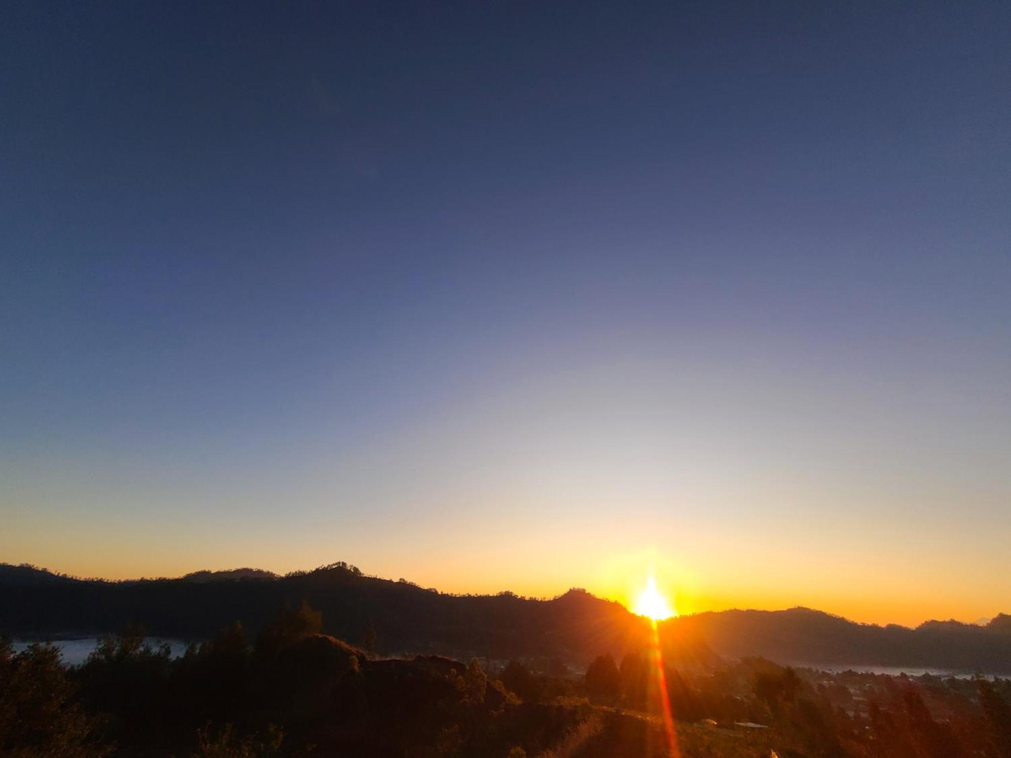 Tempat Tidur & Sarapan Batur Basecamp Kubupenlokan
