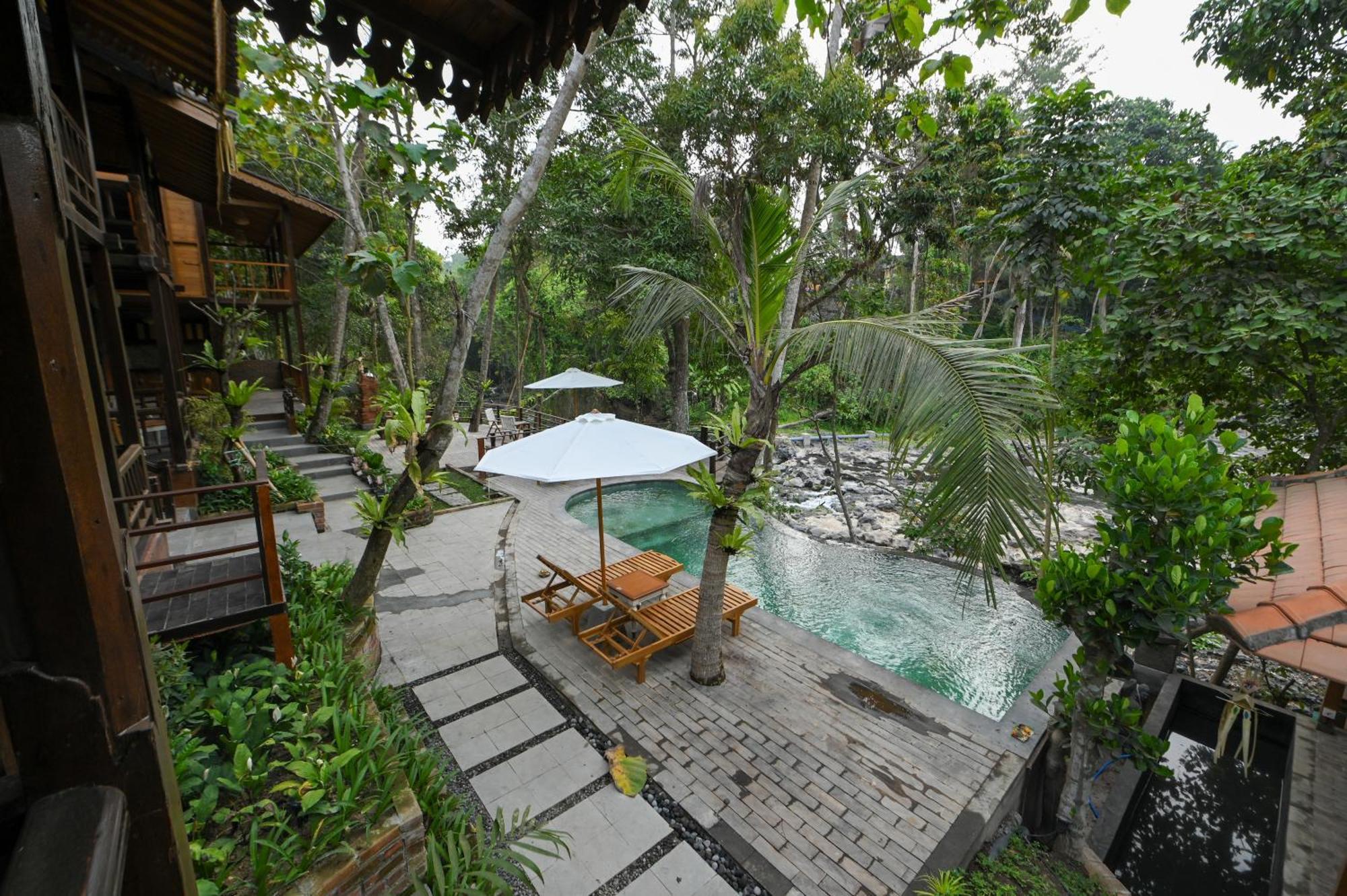 Lodge Tegal Campuhan Retreats Munggu