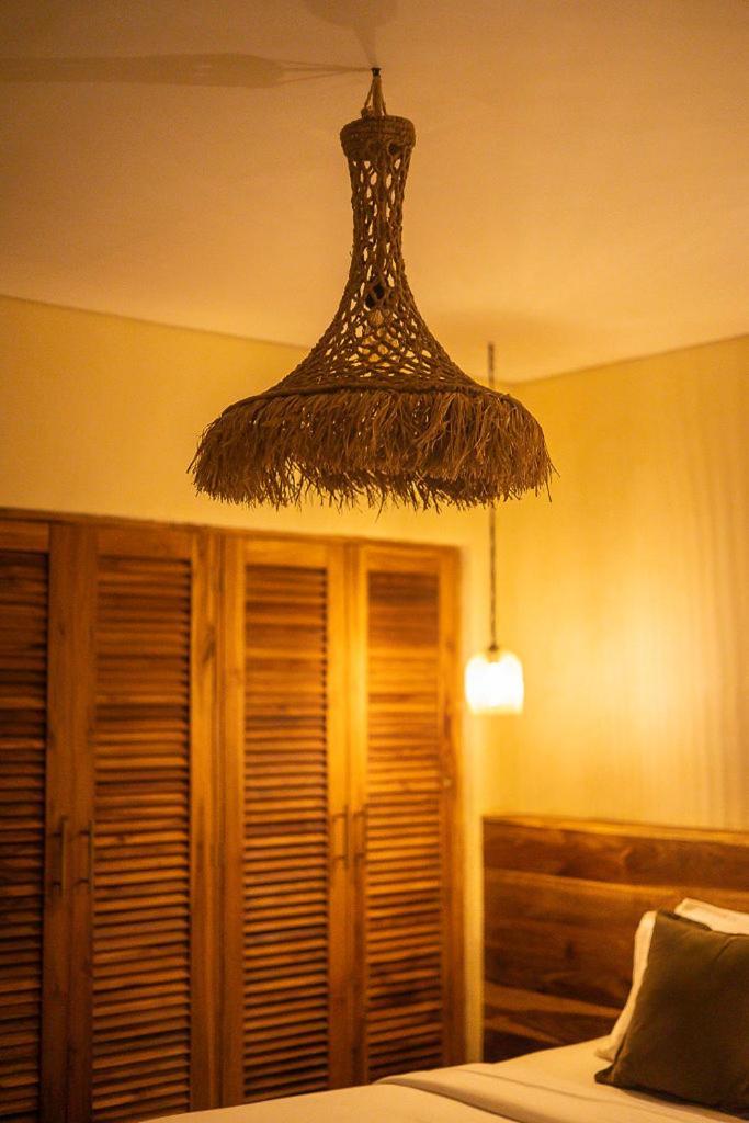 Lulu's Hotel