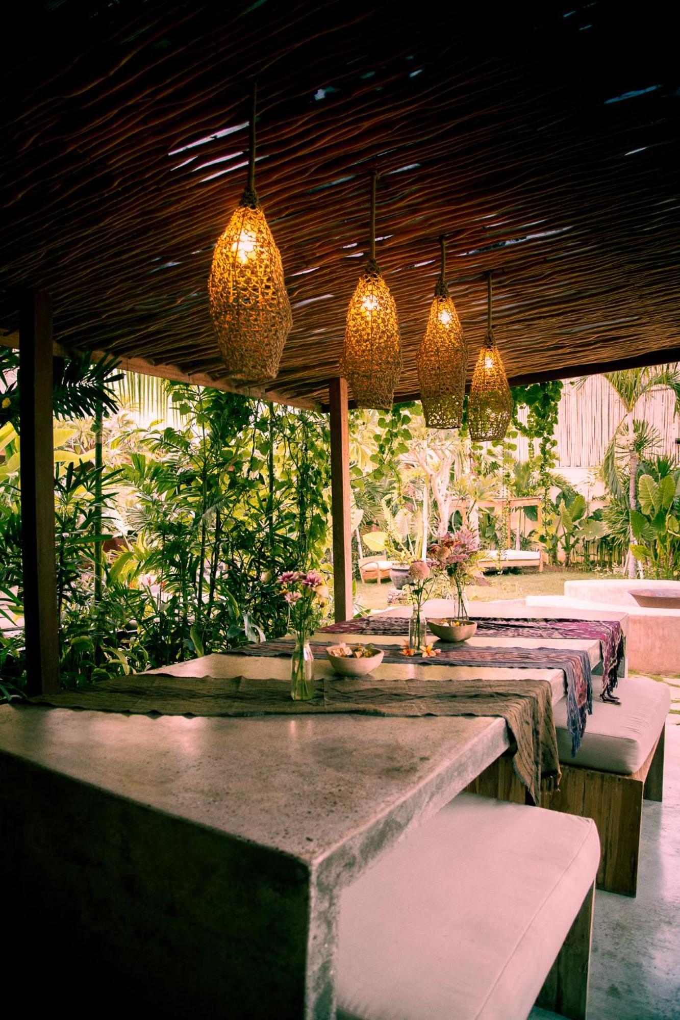Lulu's Hotel