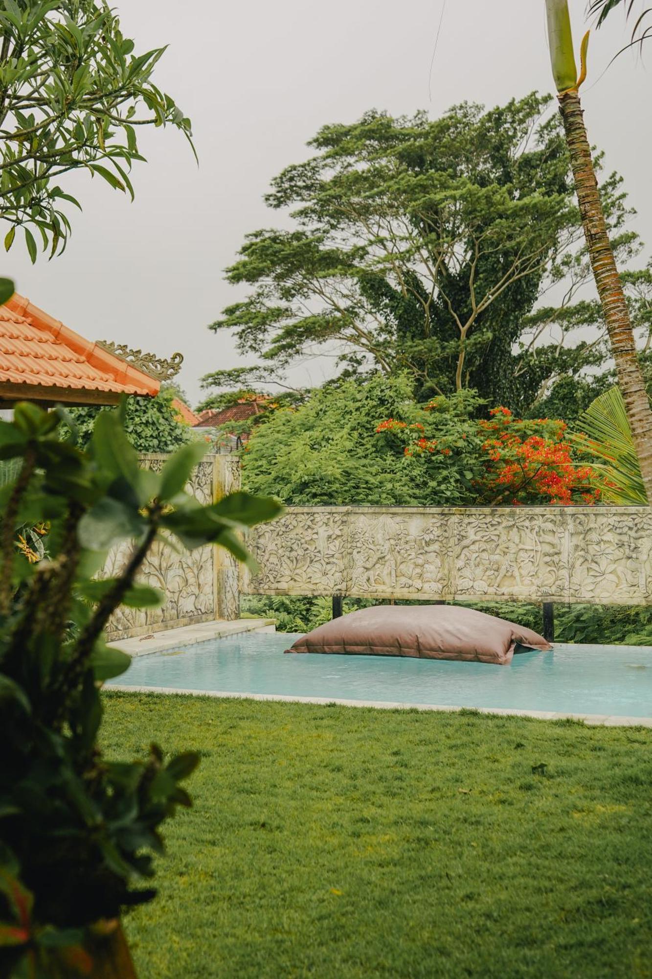 Tropical Indah * Uluwatu (Bali)