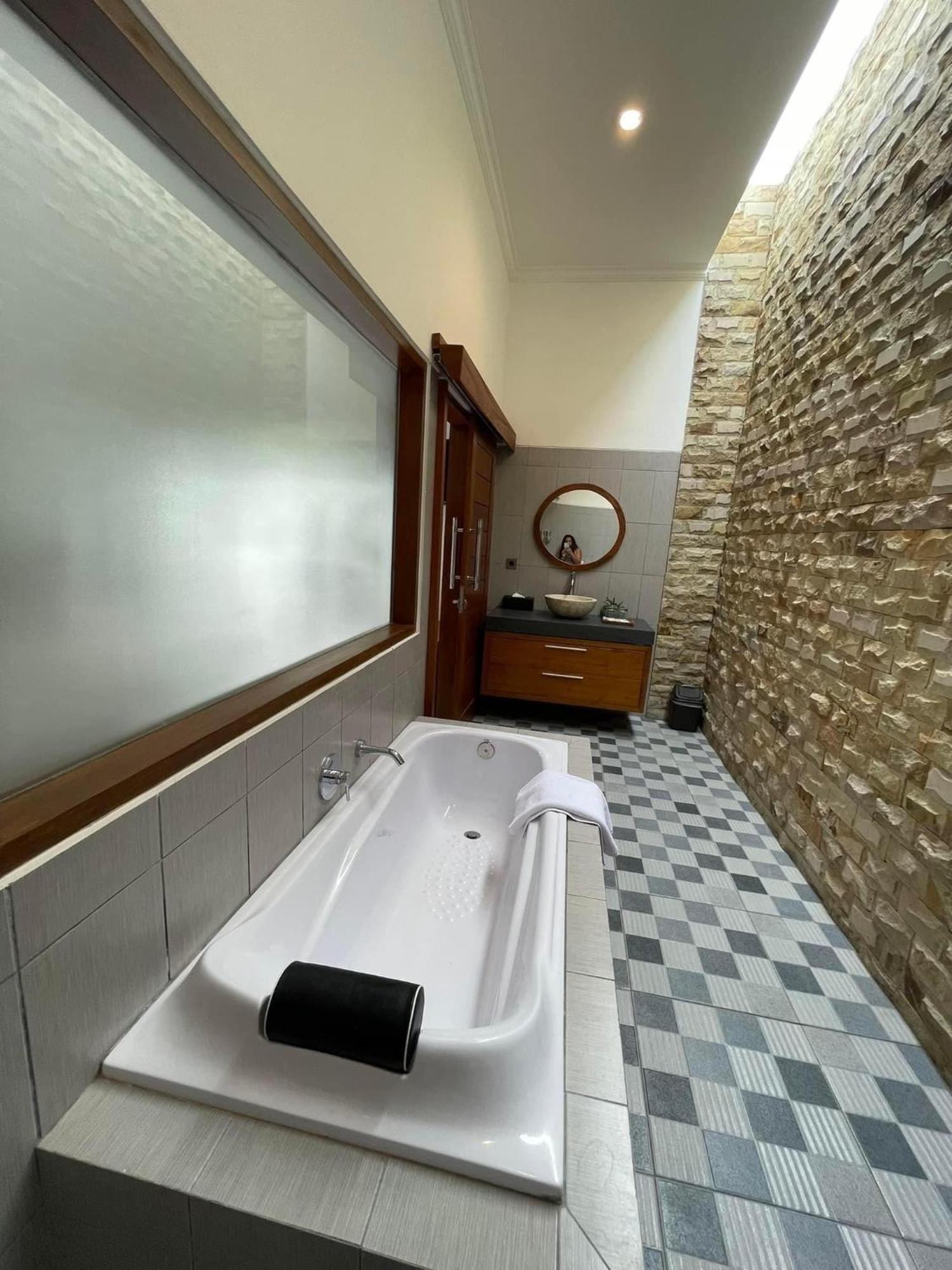 Rejuvenate And Restaurant Hotel Jembrana (Bali)