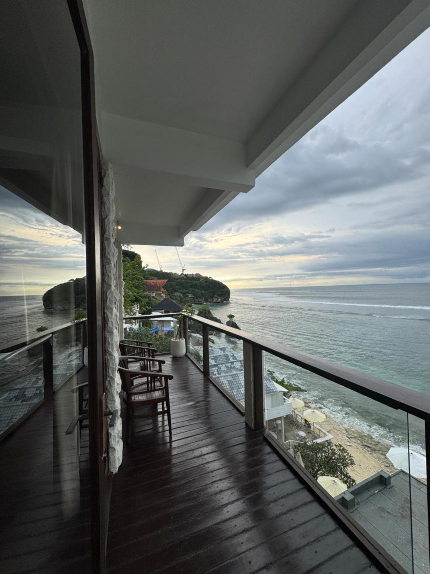 Bale Bingin Beachfront Guest house