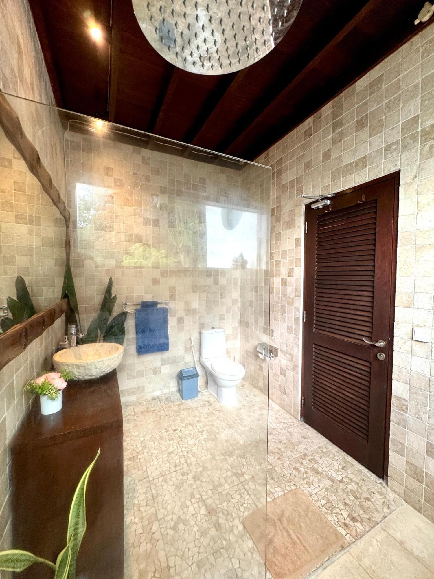 Guest house Bale Bingin Beachfront