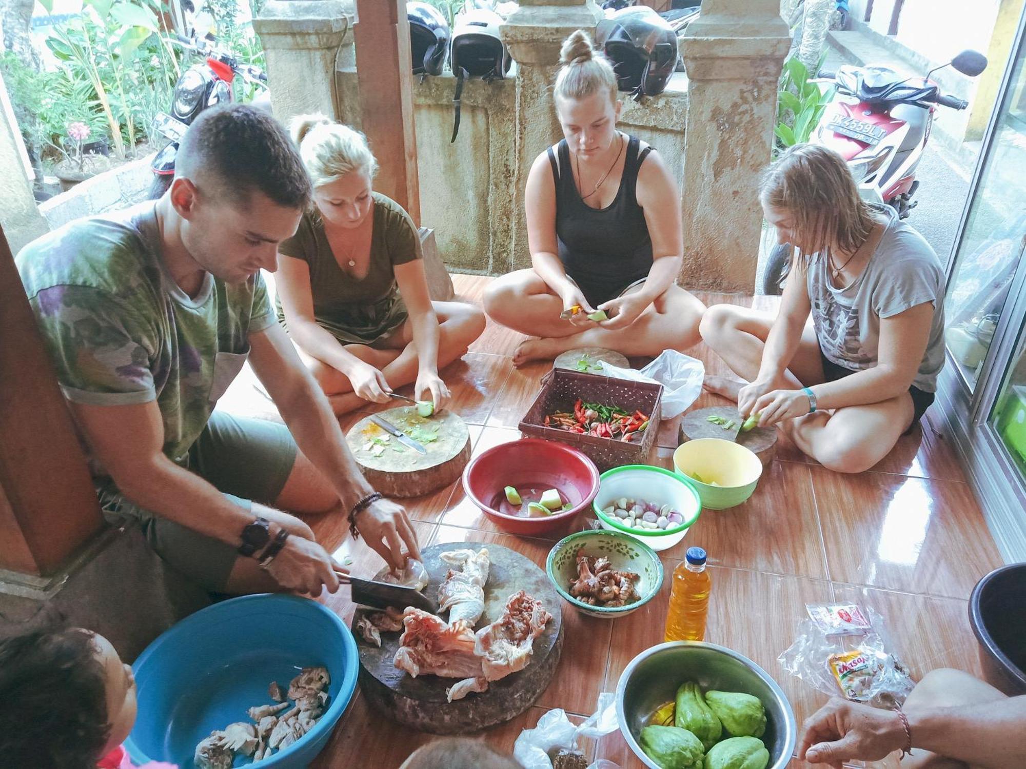 Lionk Bali House Bed & Breakfast