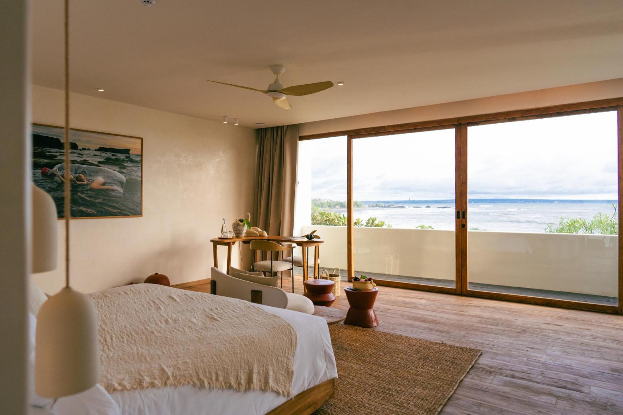 Oshom Bali Hotel 5*