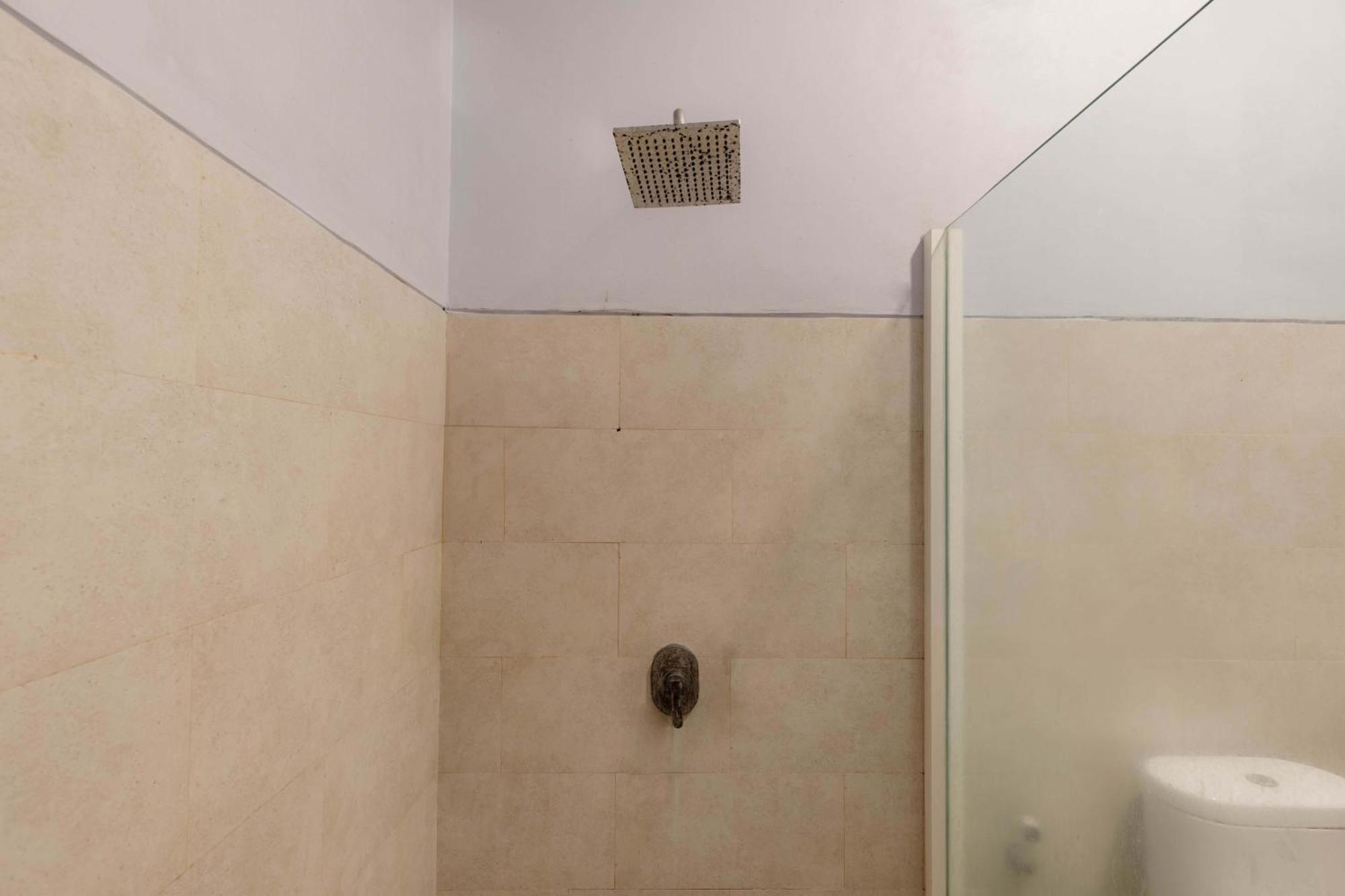 Barton Hotel 3*