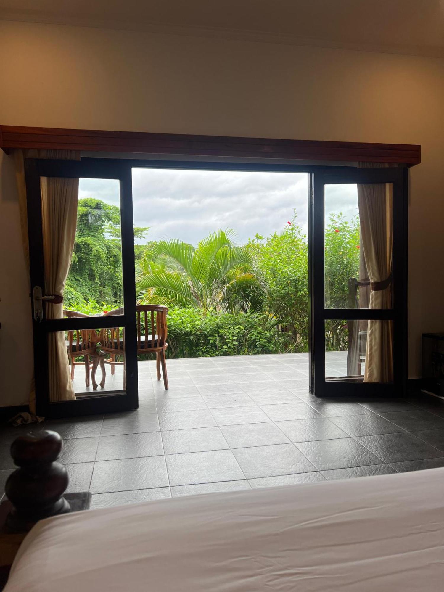 Giri Carik Sidemen (Bali)