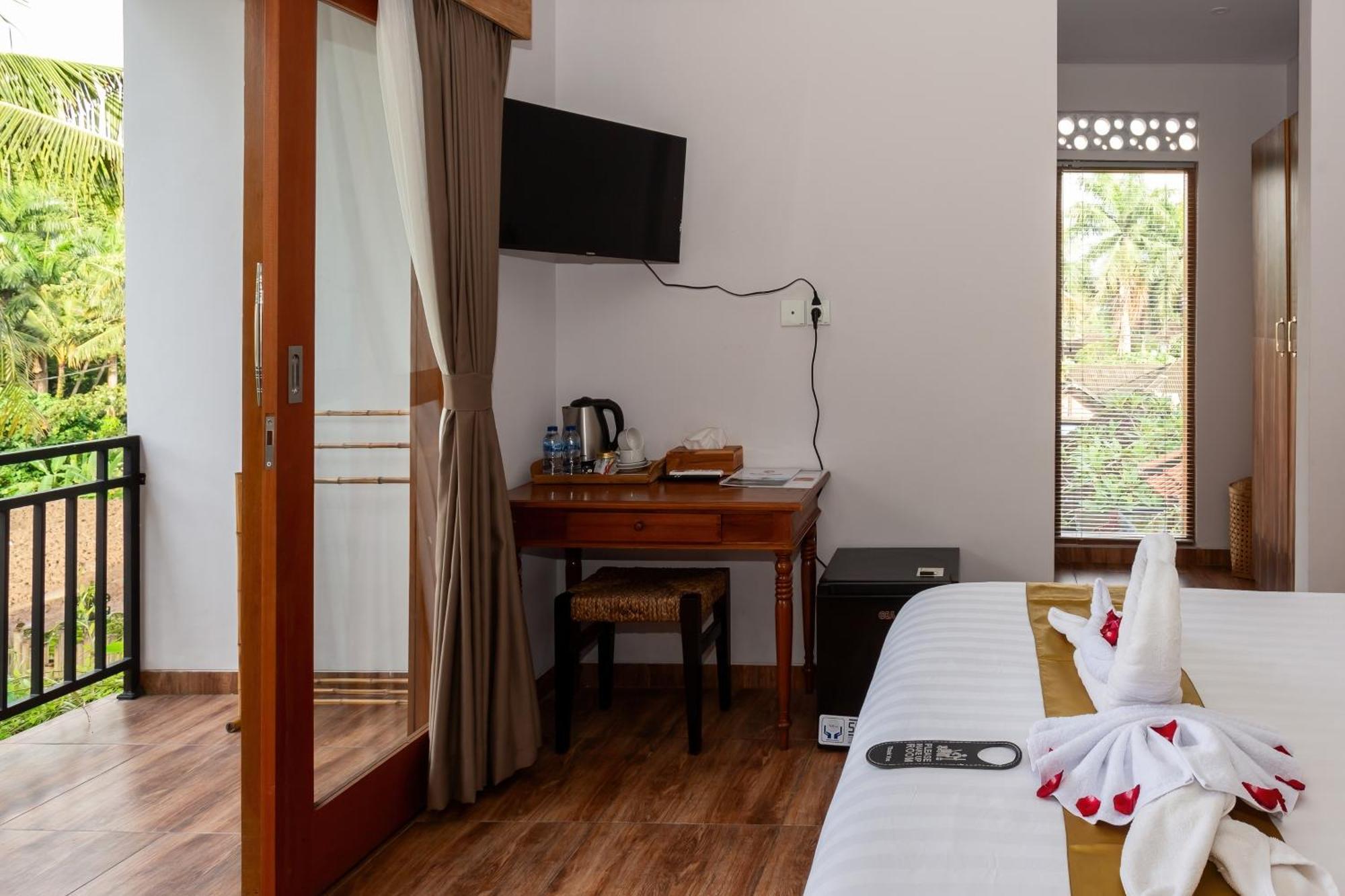 Graha Shanti Guest house *