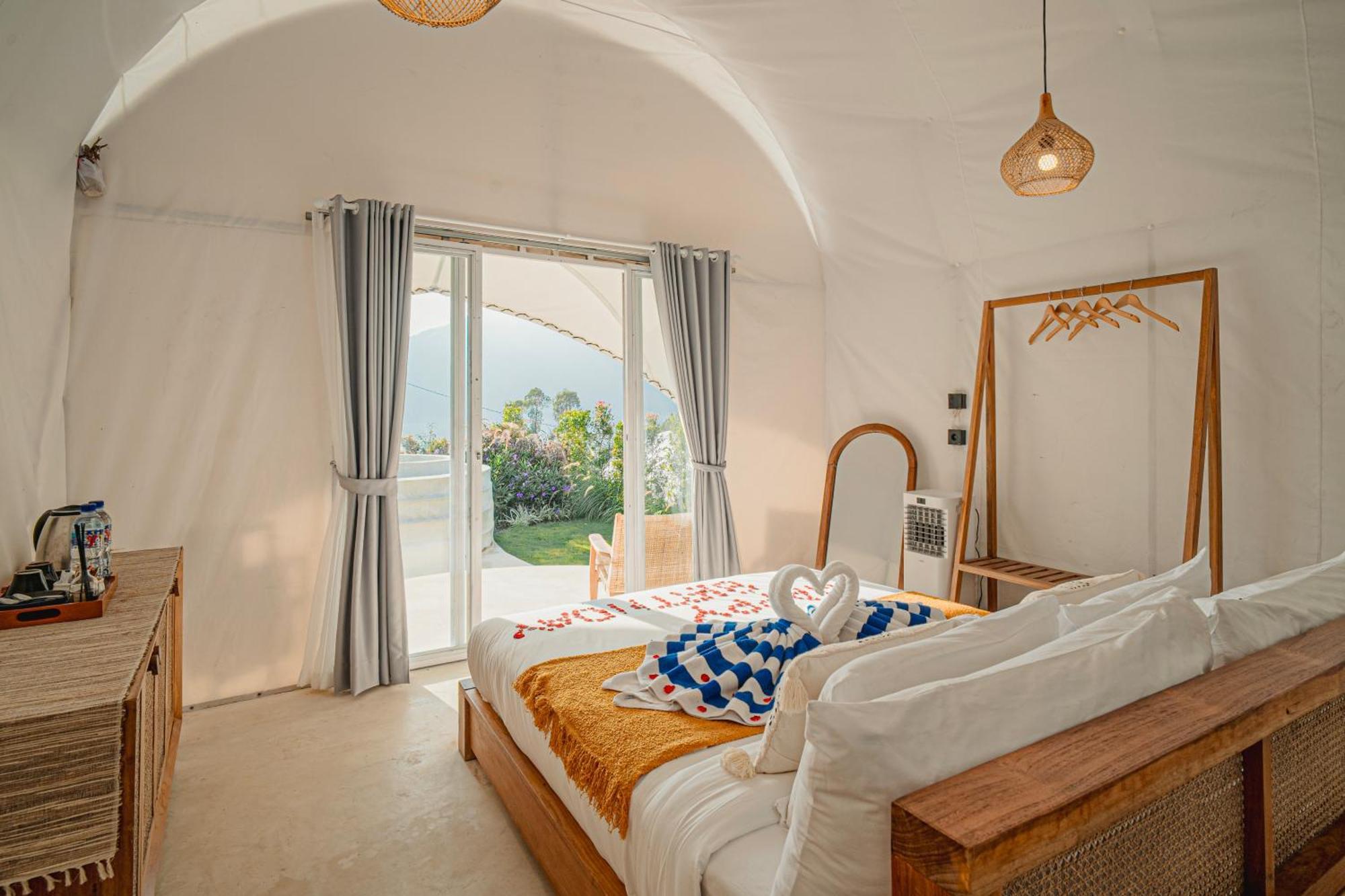 Luxury tent Onion Hill Glamping Managed By Manara *