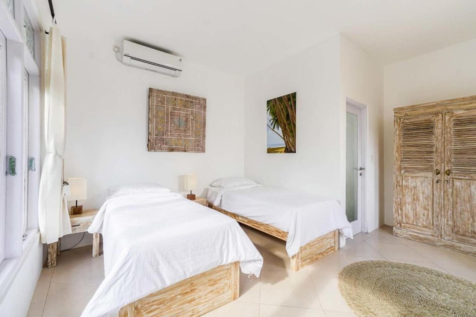 Surf Village Hotel Canggu (Bali)