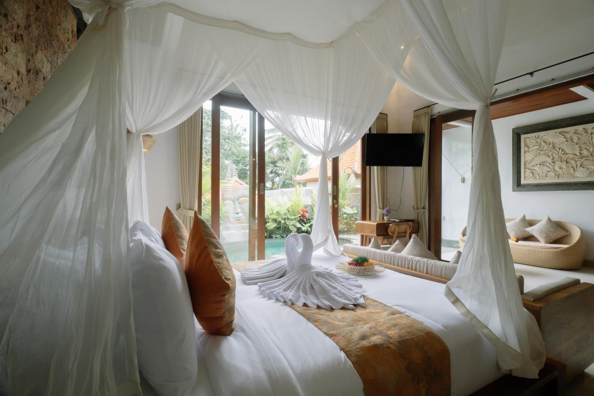Villa Madhawa &