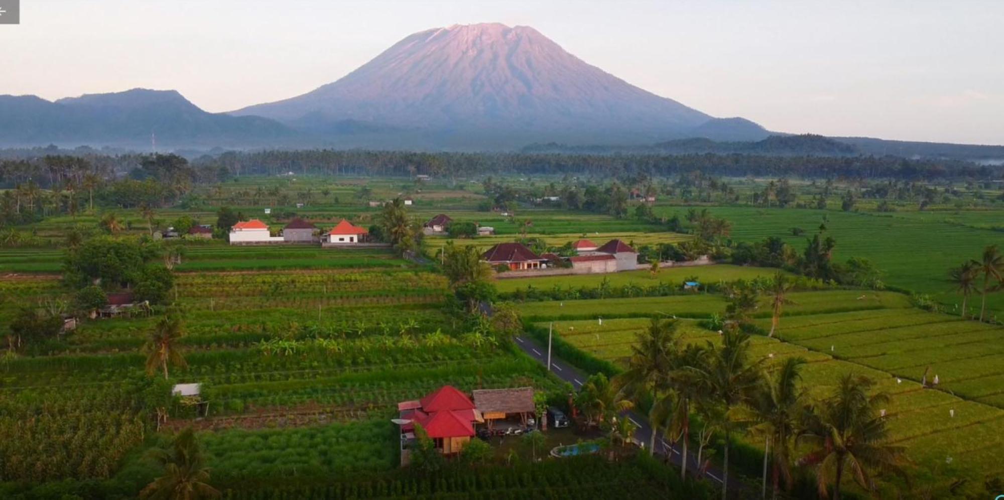Linkeeshome Bungaya Rumah pedesaan *