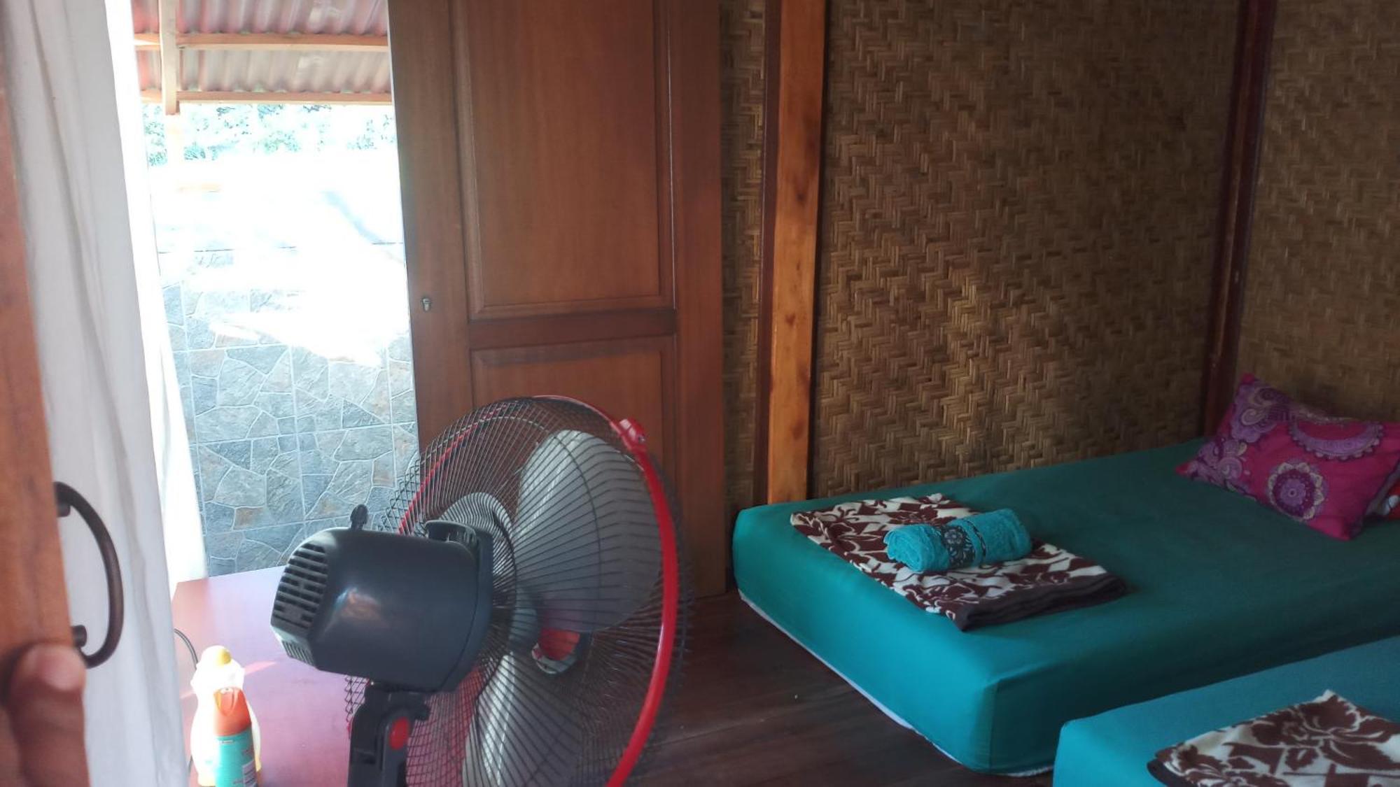 Linkeeshome Bungaya Rumah pedesaan *