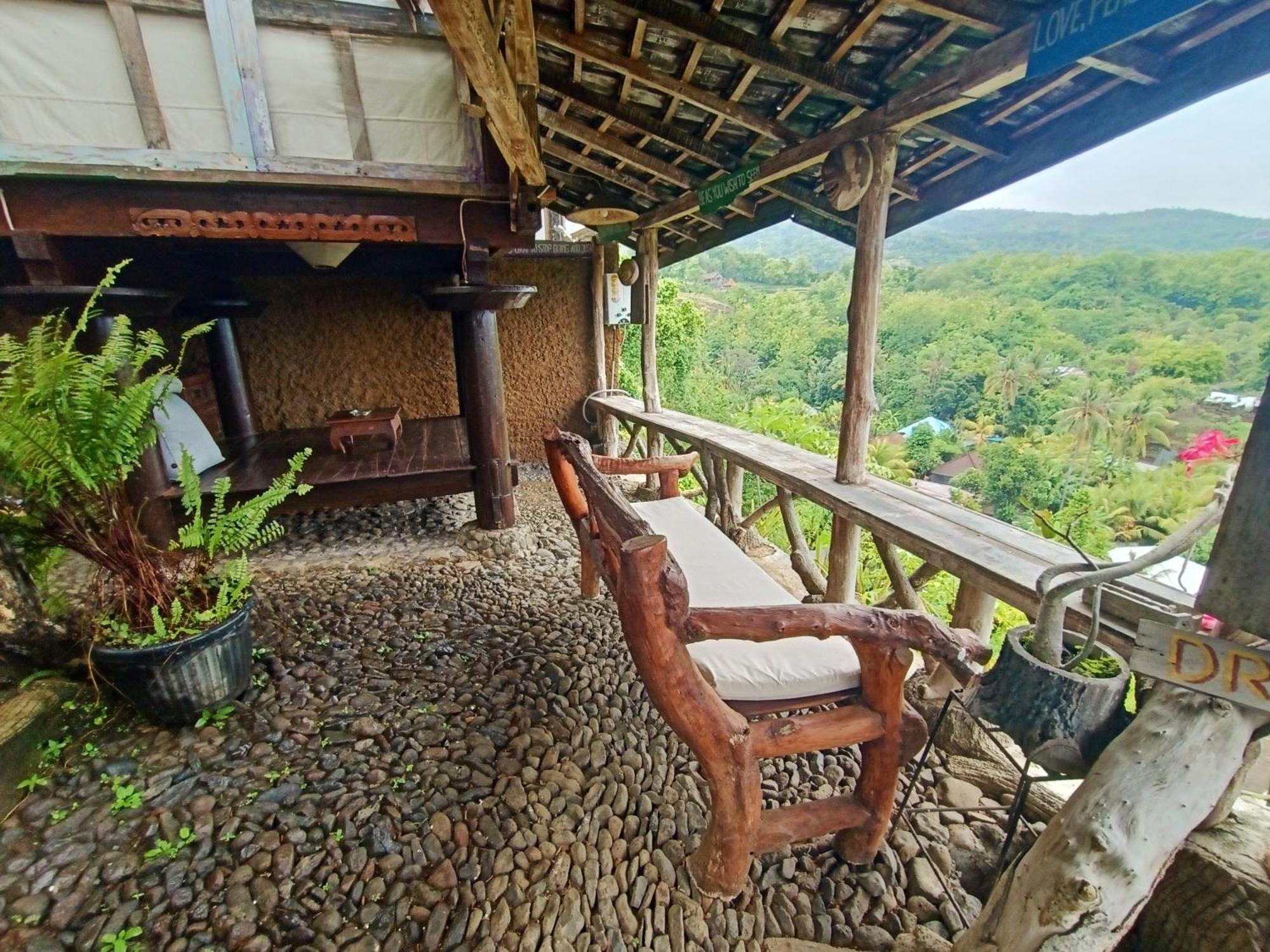 Dream Hill Resort *
