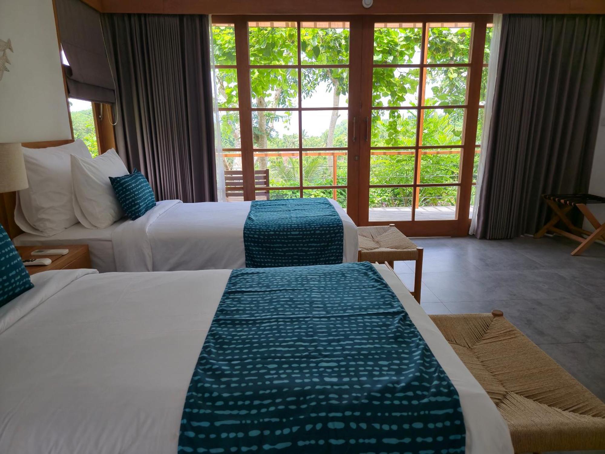 Deep Roots Dive & Yoga 4* Toyapakeh