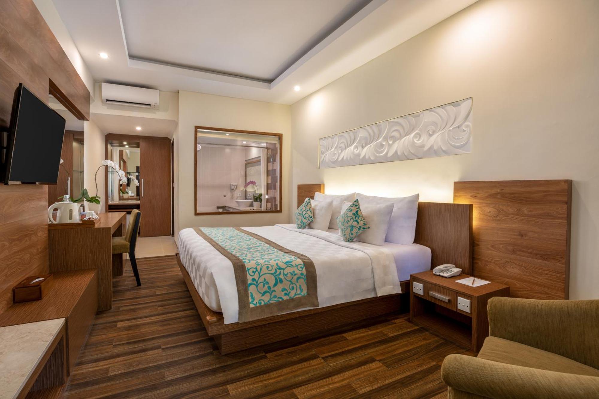 Hotel Adhi Jaya 4*