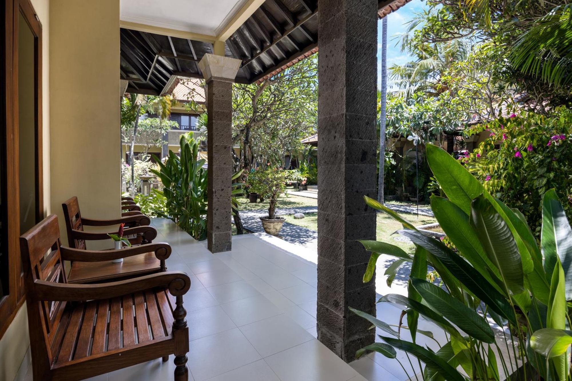 Adhi Jaya Hotel