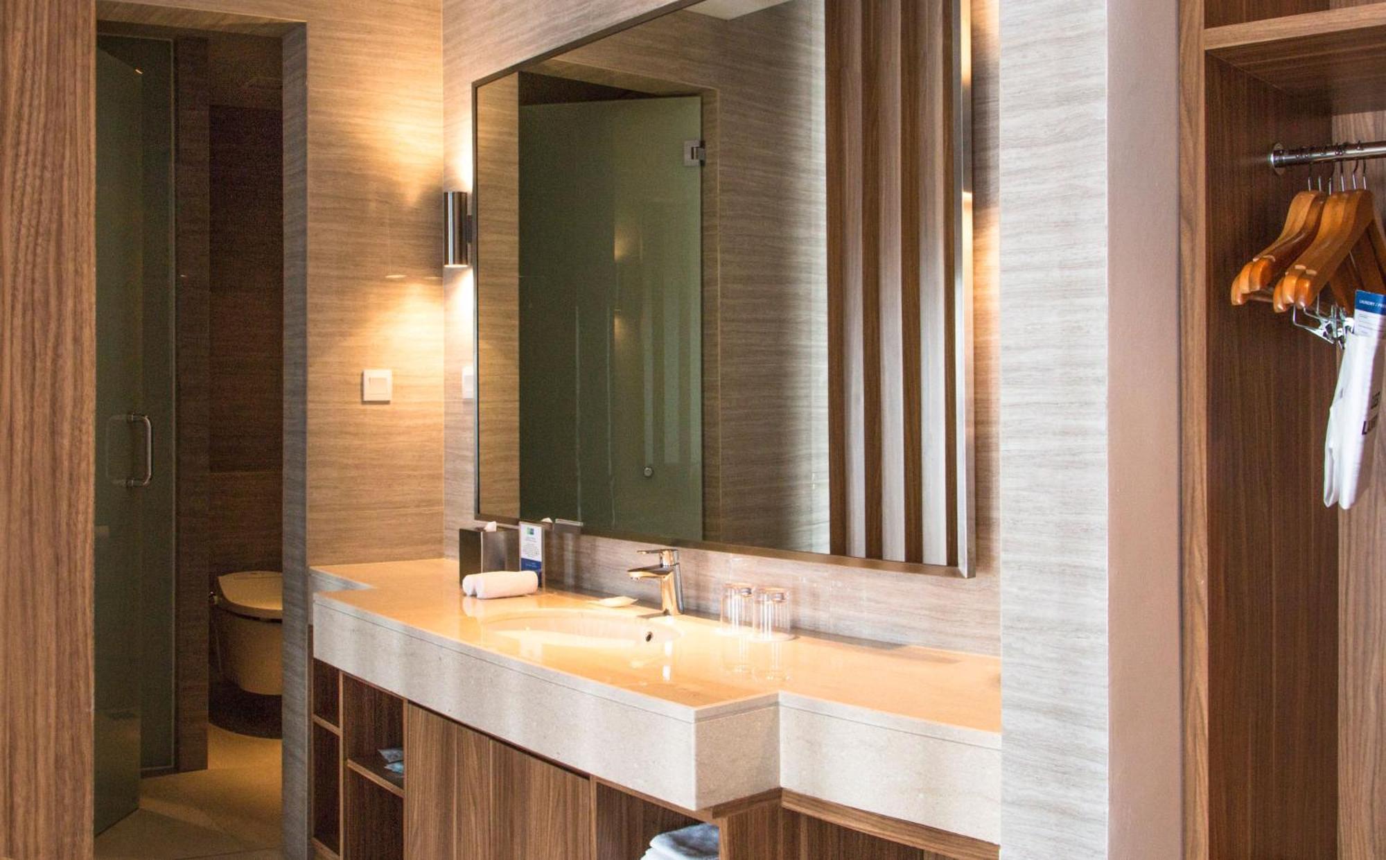 Express Baruna By Ihg Resort Kuta (Bali)