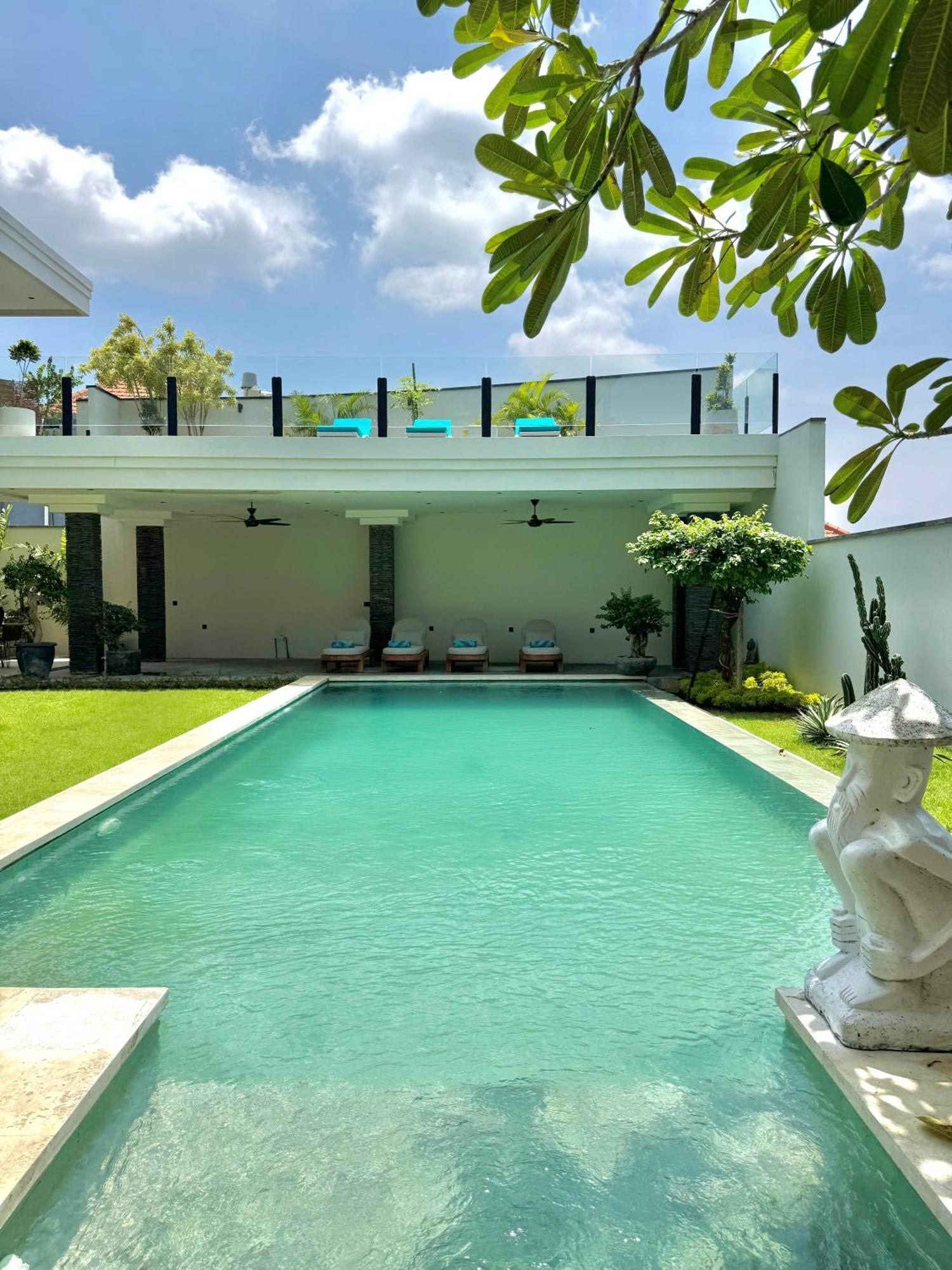 Oshan Villas Bali Hotel 4*