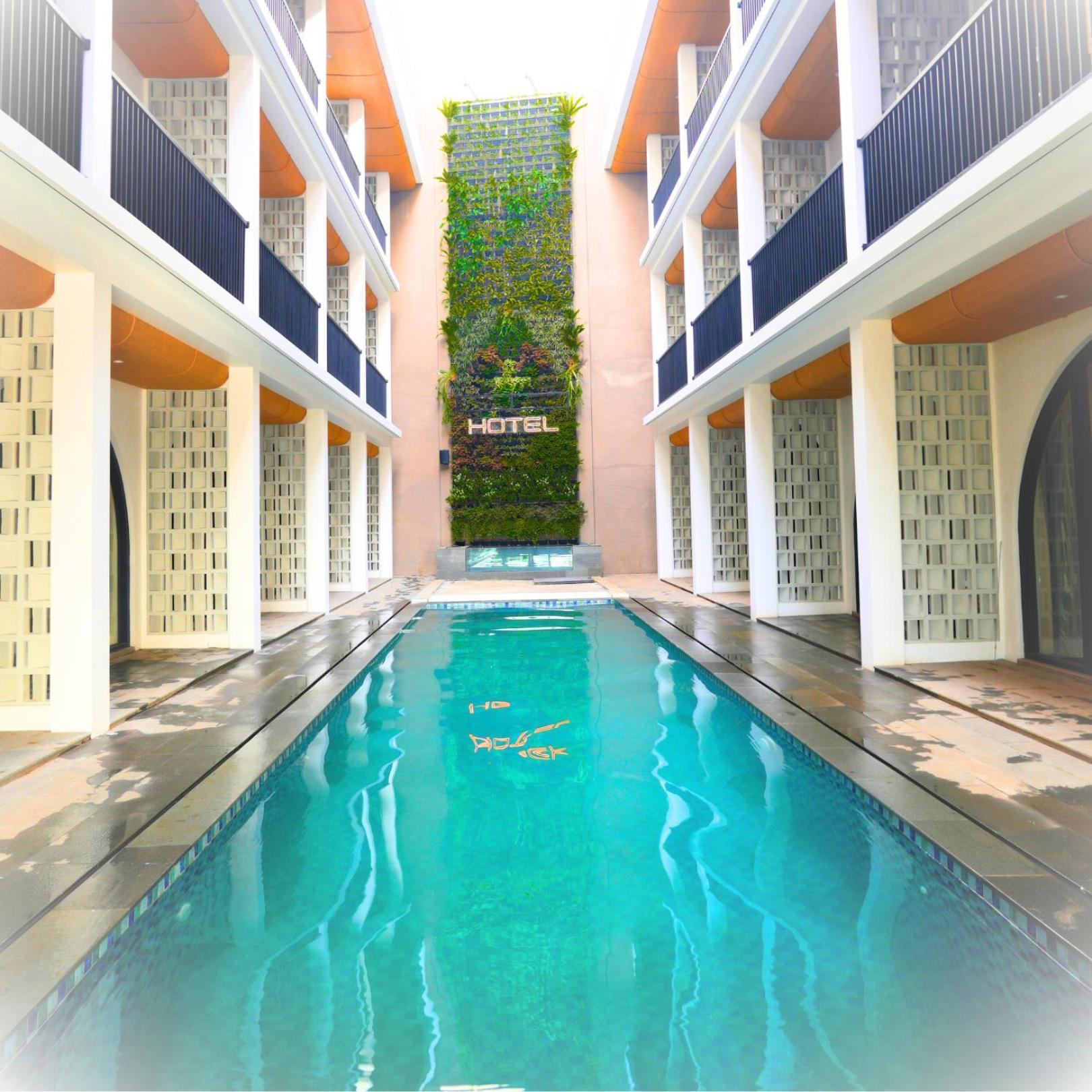 Hotel Suites5