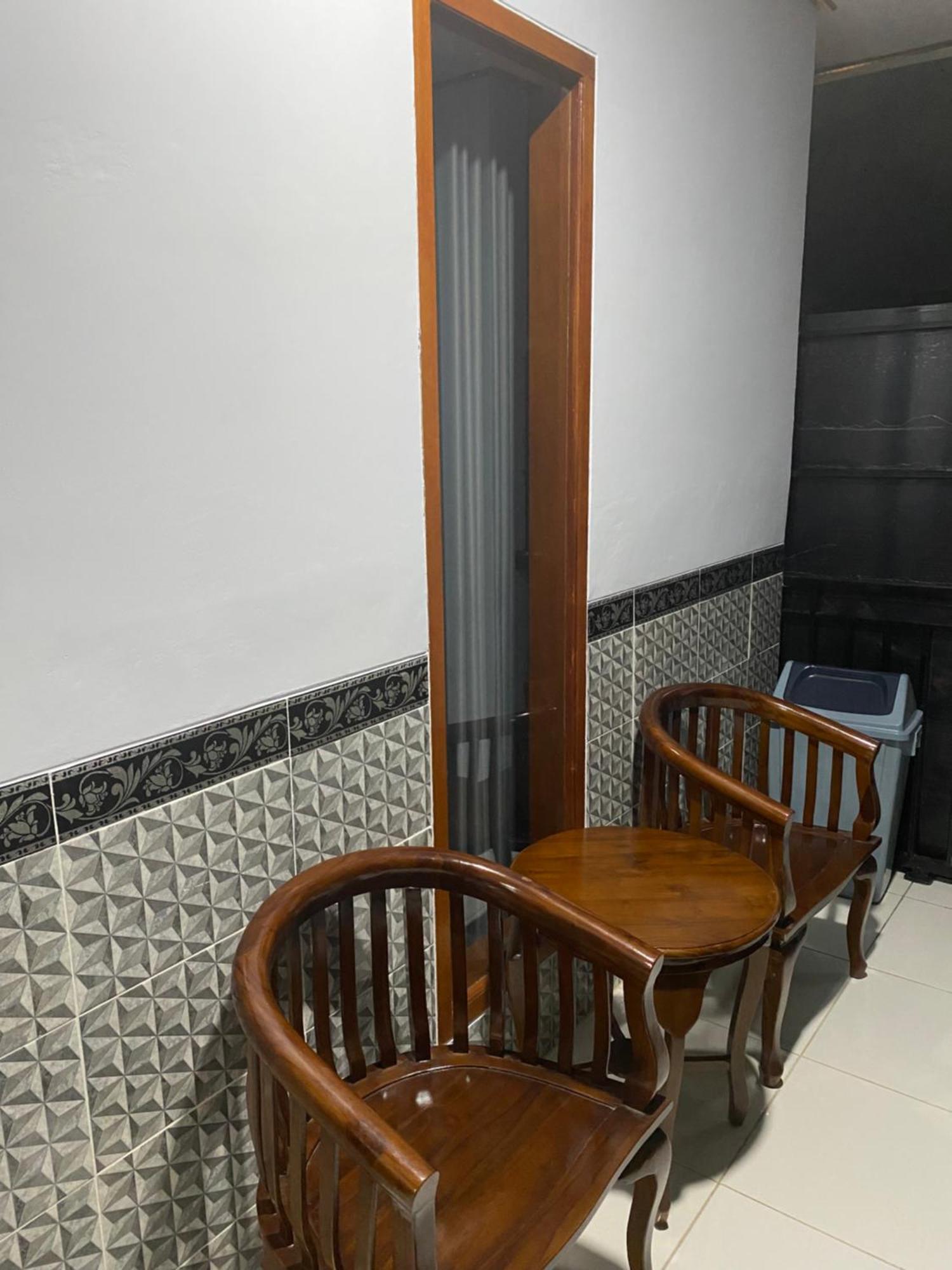 Taman Ratih Wisma tamu