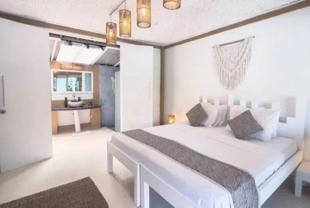 The Seminyak (Bali)